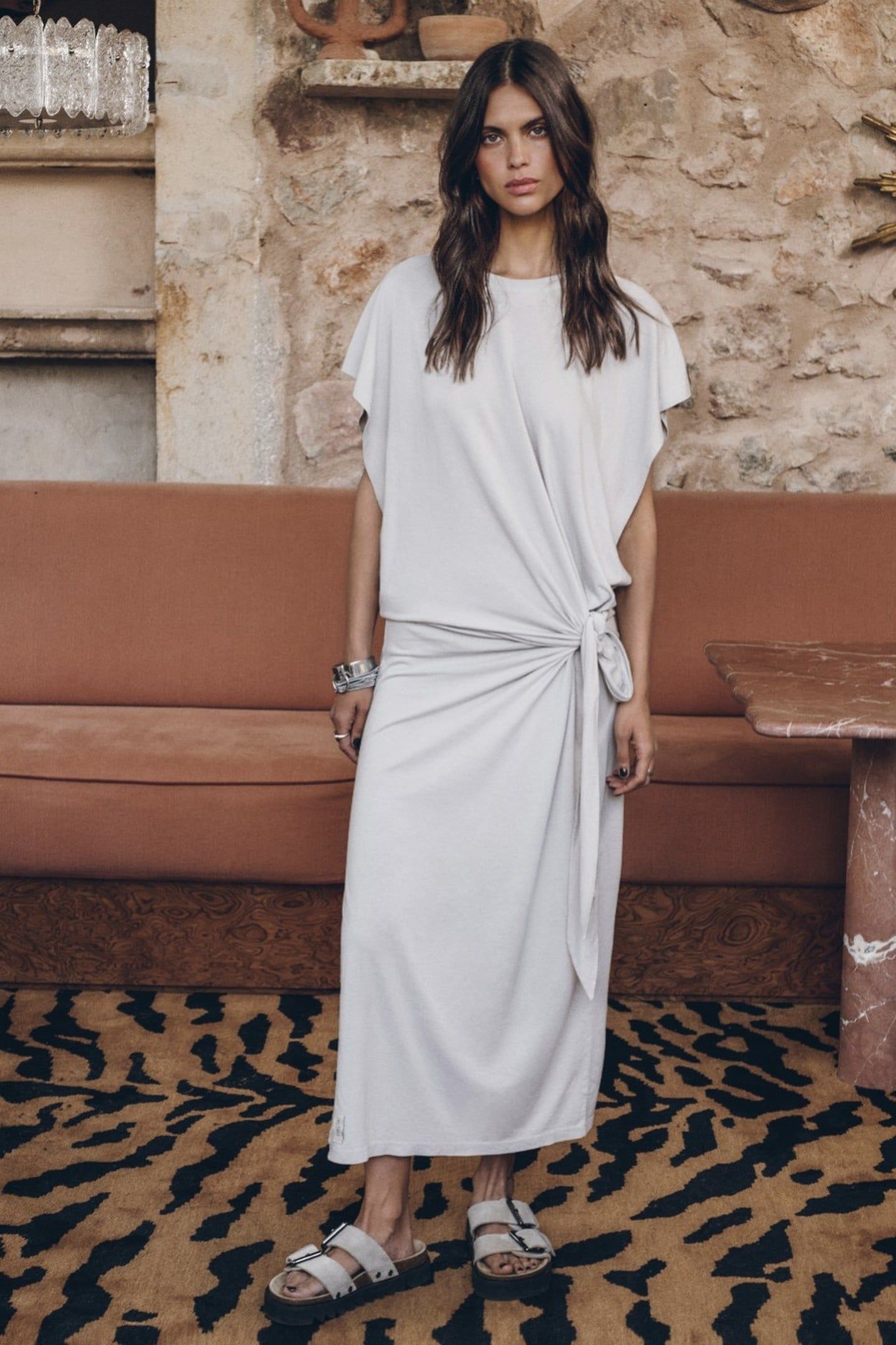THE LIGHT LONG KNOTTED BATWING DRESS WHITE 1