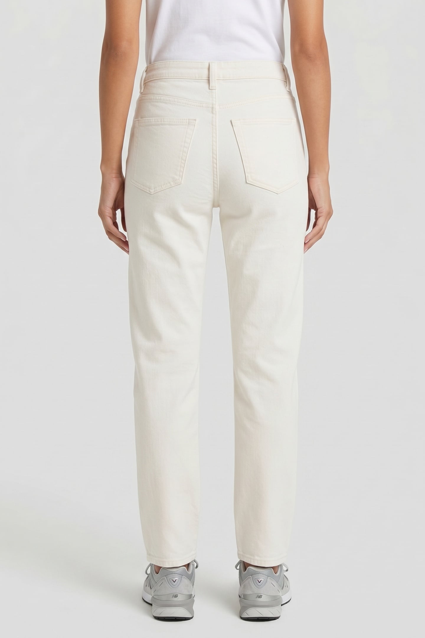 SLIM CUT WHITE 2
