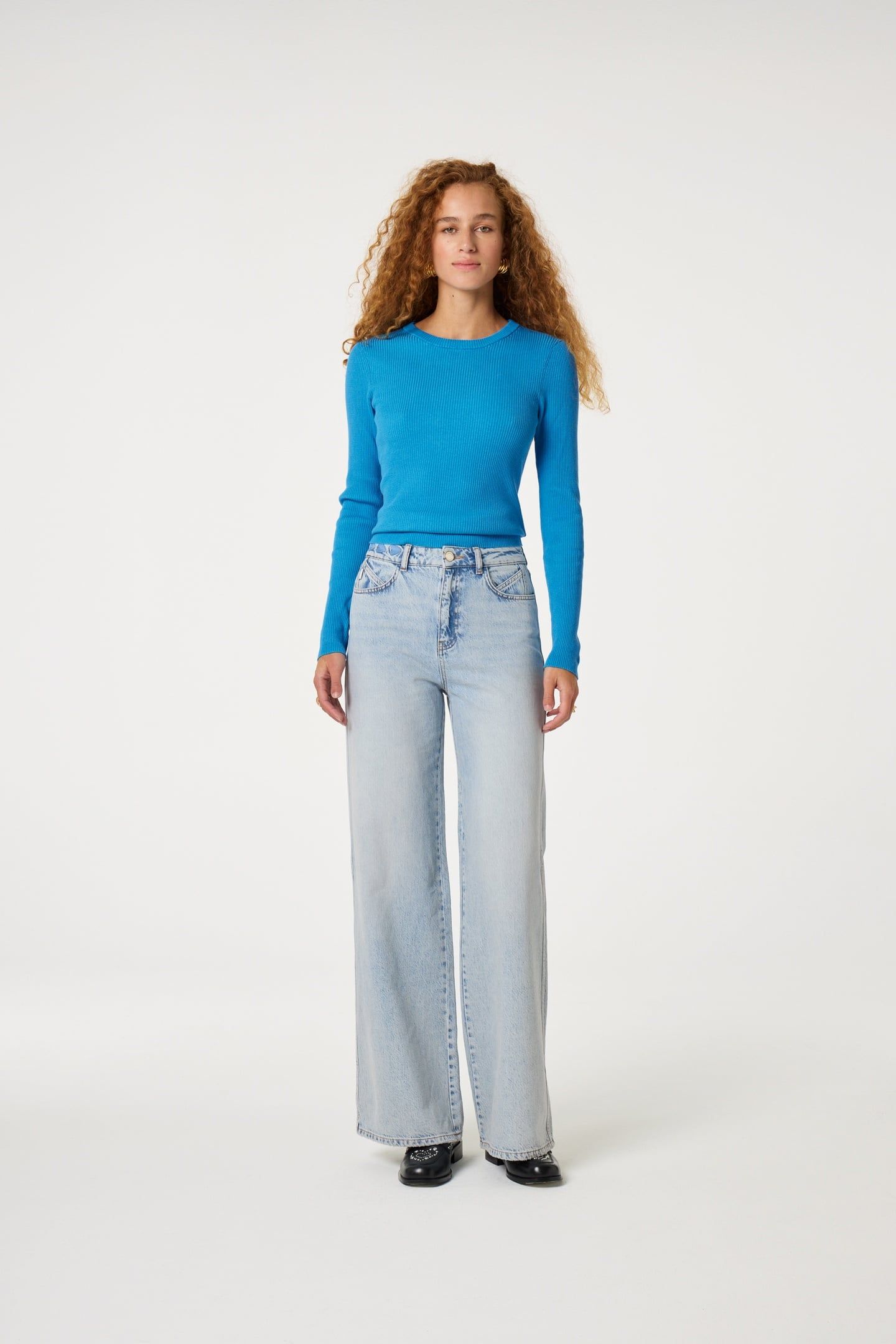 GILLIAN PULLOVER BLUE LILY 1