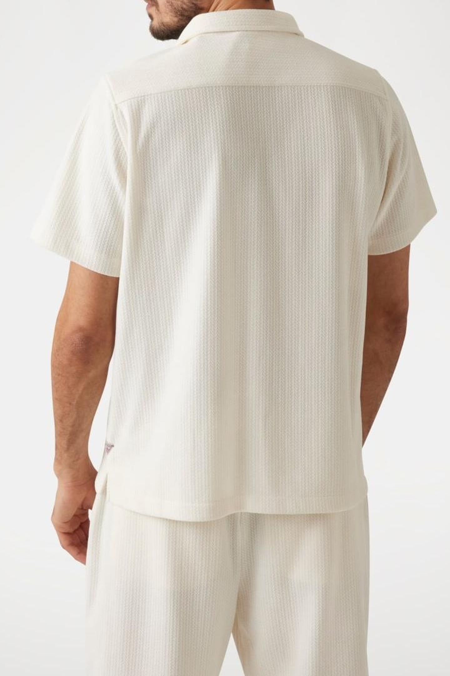 GUESS ECO SS BARON TEXTURED KN PEARL WHITE 1