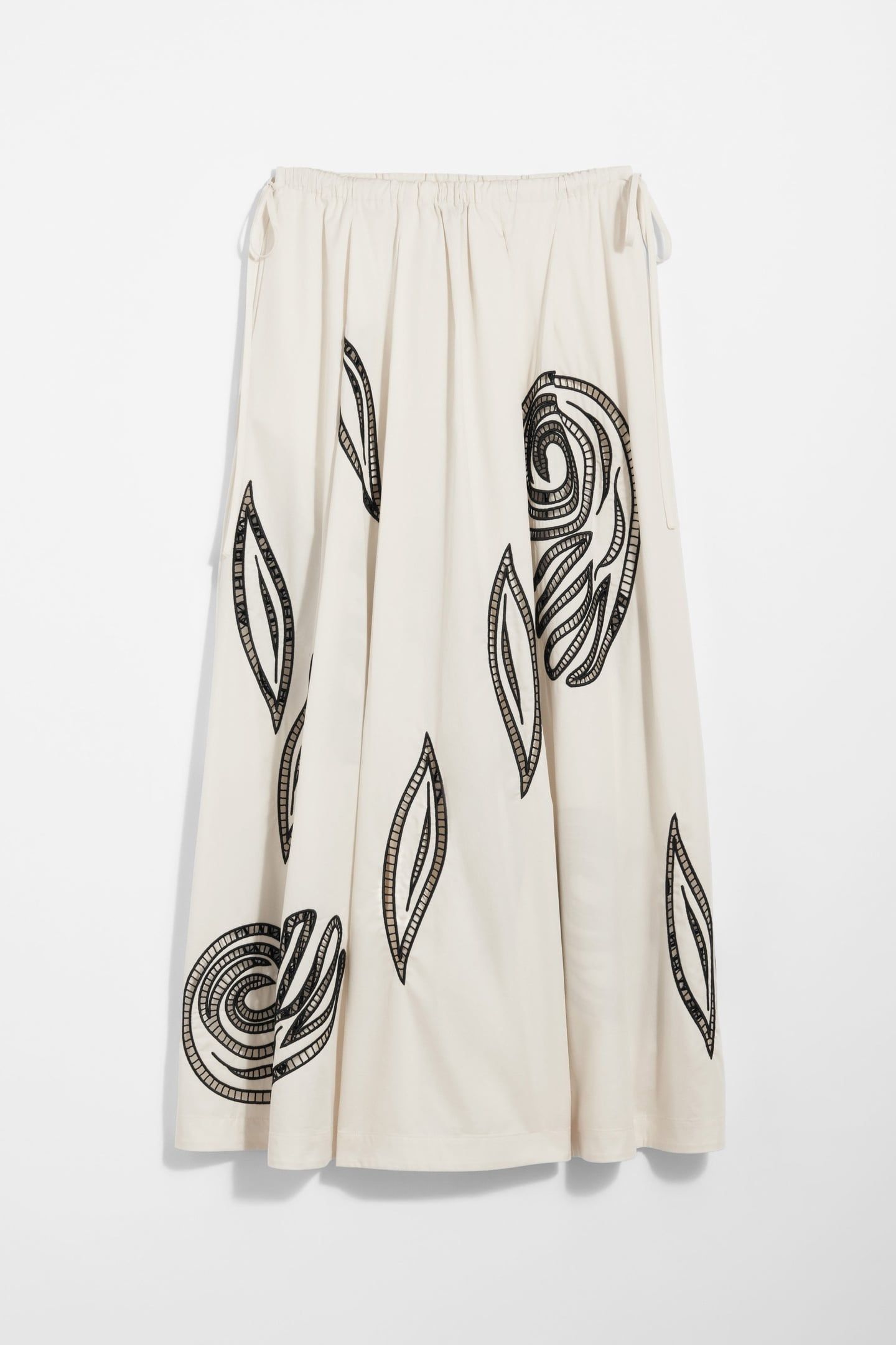 WIN EMBROIDERY WHITE 3
