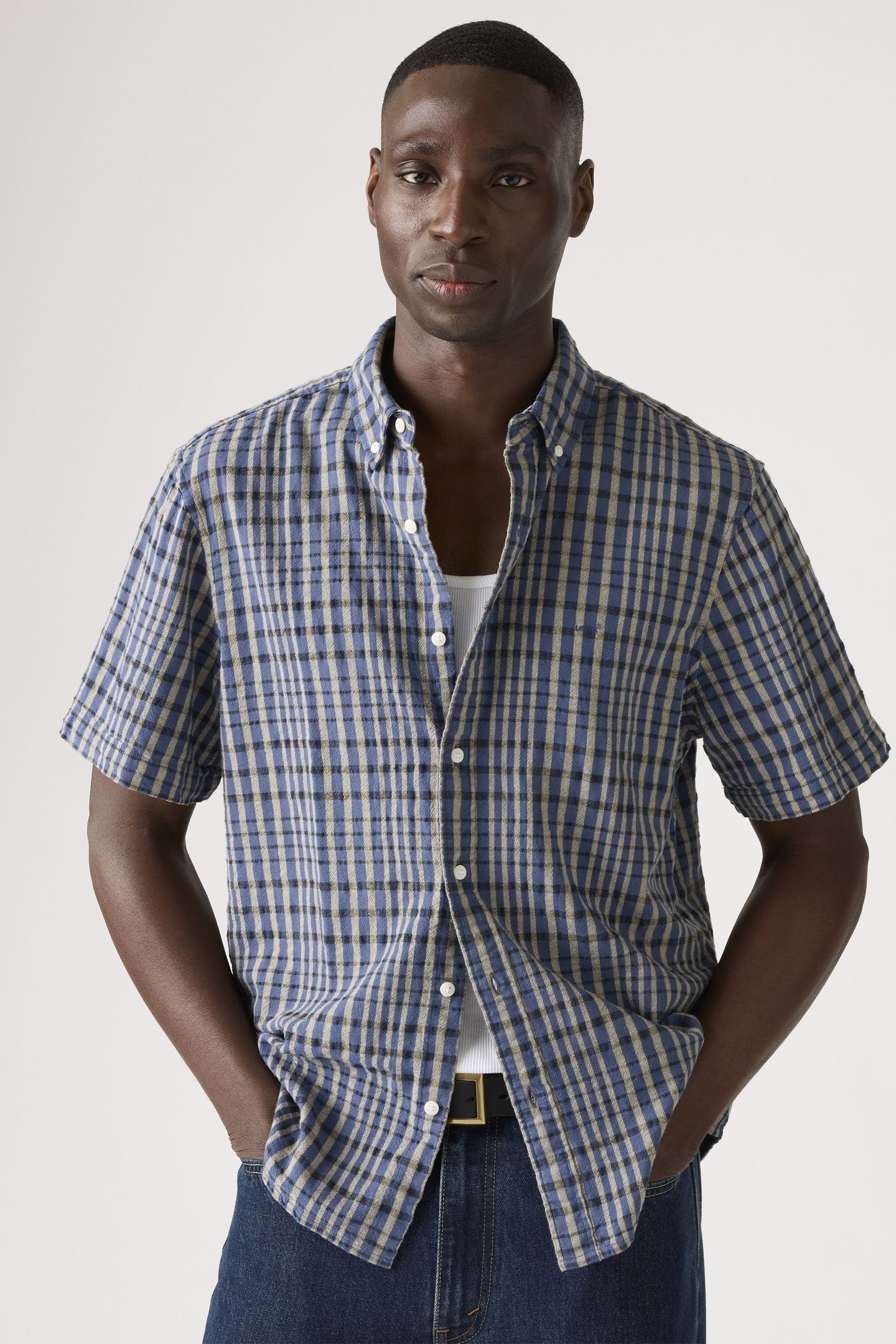 SHORT SLEEVE AUTHENTIC BUTTON-DOWN SHIRT 1
