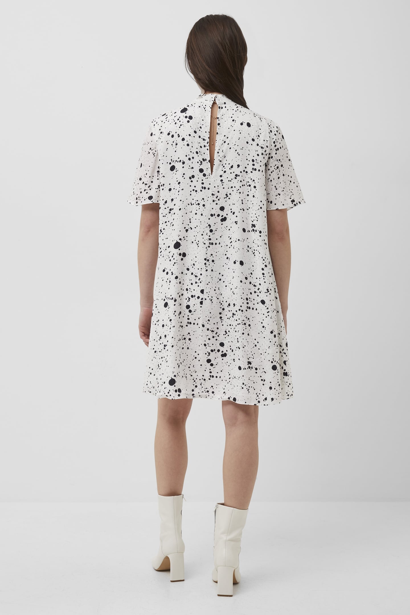 DROPLET DRAPE SSLV SWING DRESS SUMMER WHITE/BLACK 2