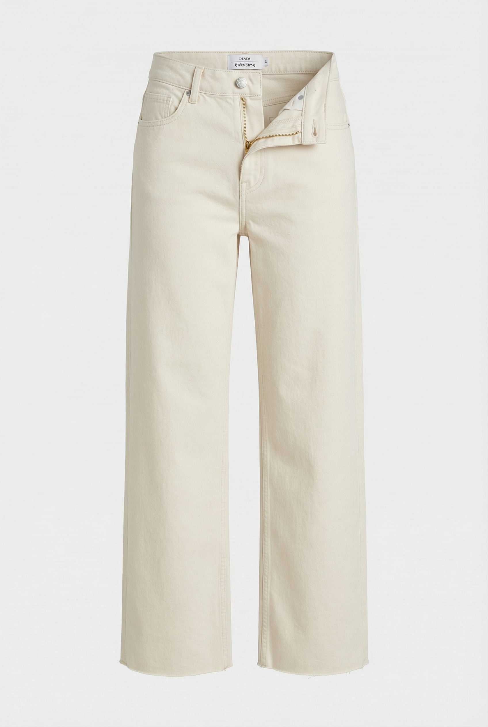 STRAIGHT CUT WHITE 2