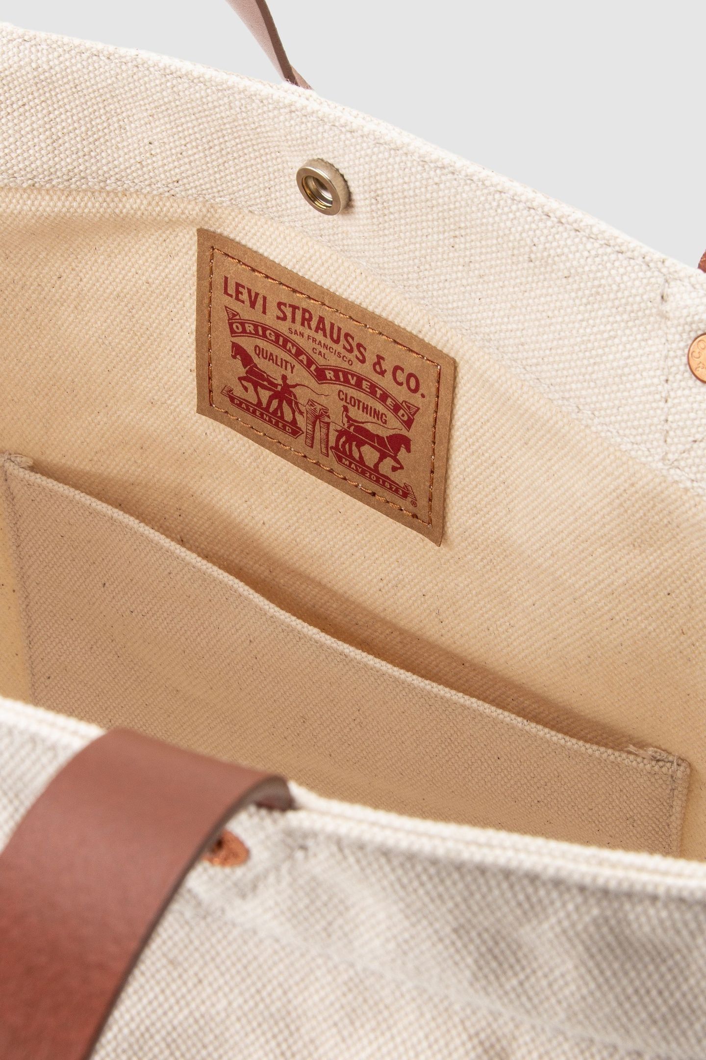 LEVI'S® TOTE-ALL BAG 5