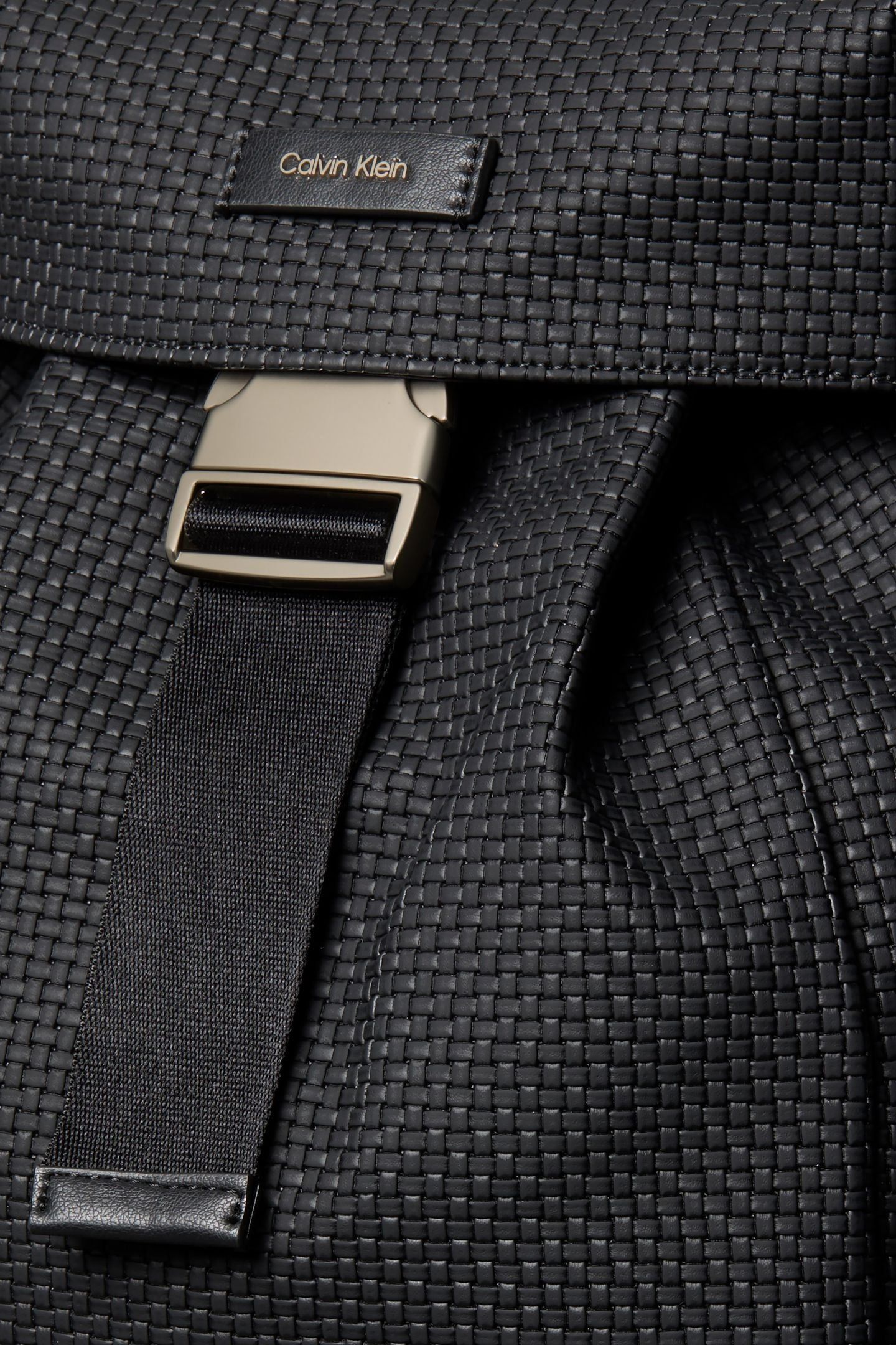 EMBOSSED WOVEN FLAP BACKPACK BLACK 5