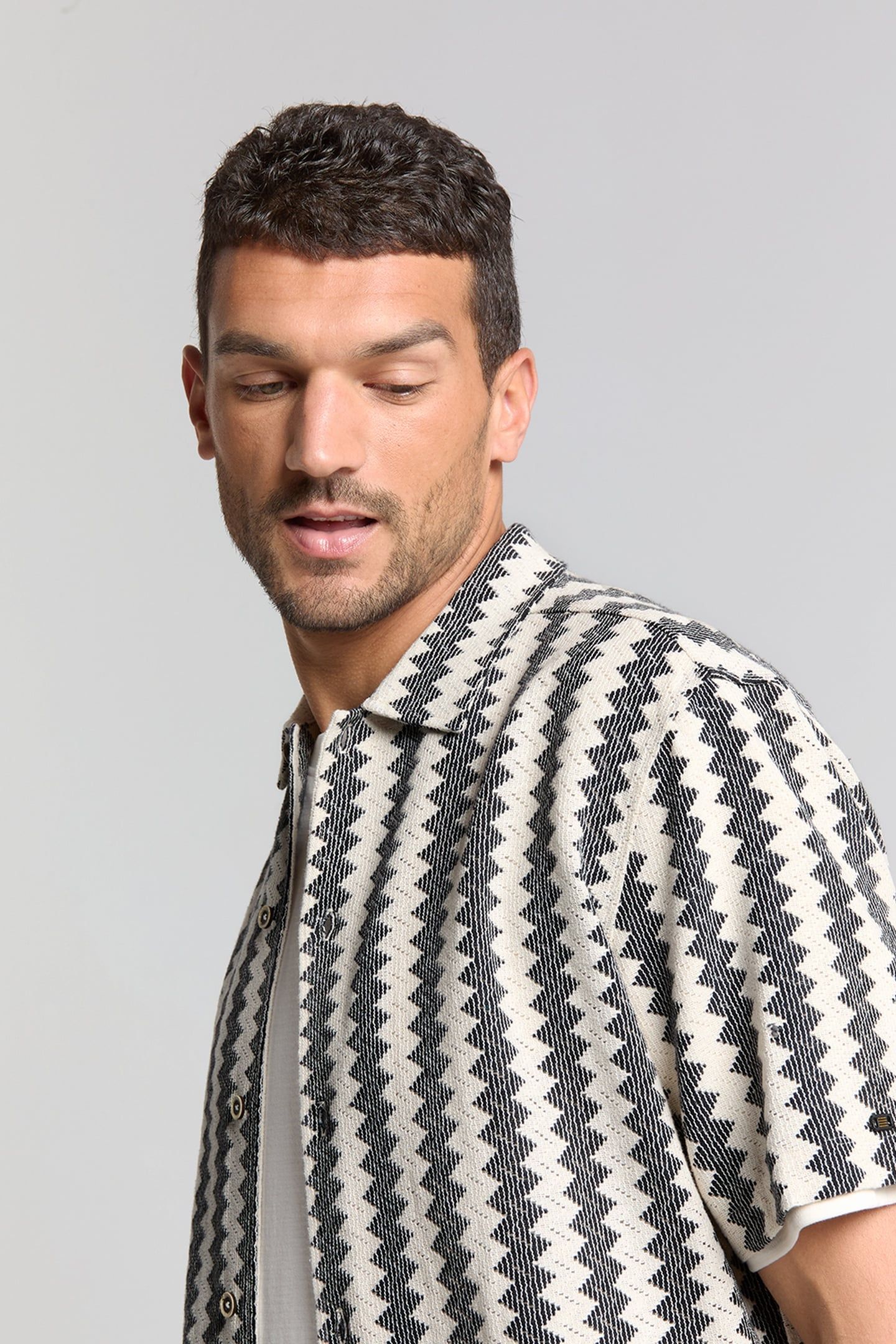 SHIRT SHORT SLEEVE ZIG ZAG JACQUARD OFFWHITE 6
