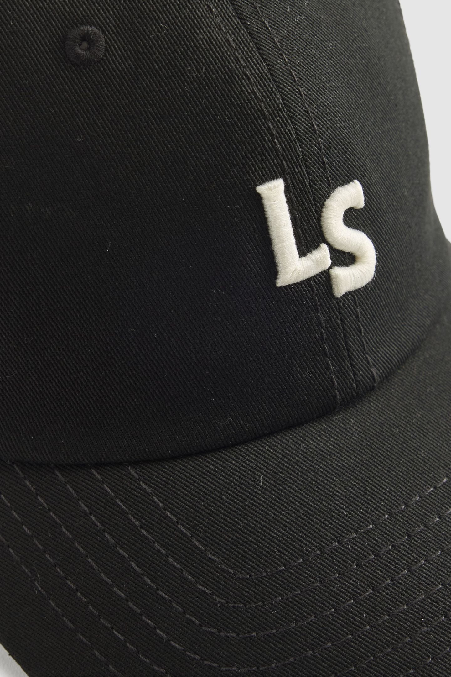 MONOGRAM CAP 5