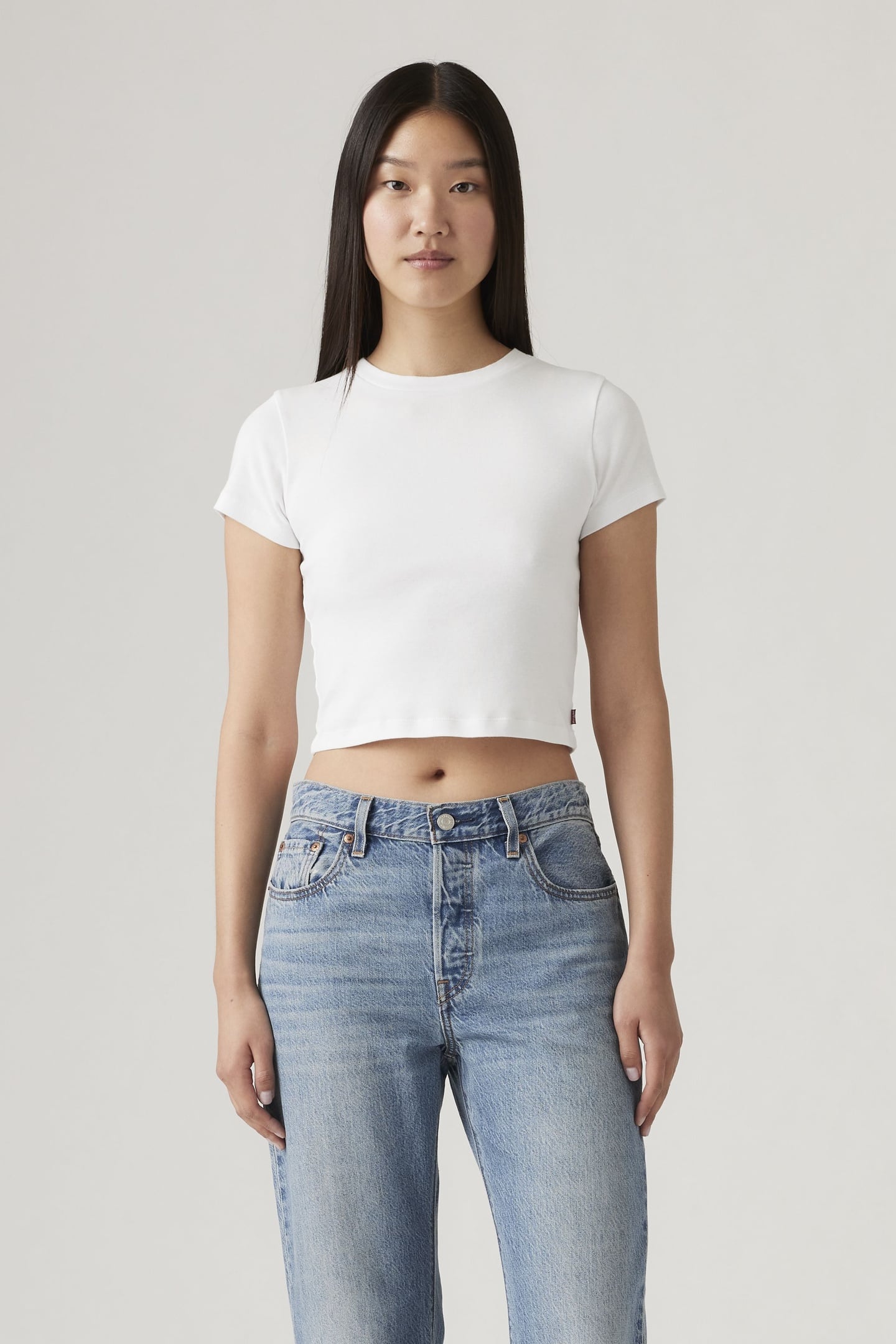 ESSENTIAL SPORTY TEE 1