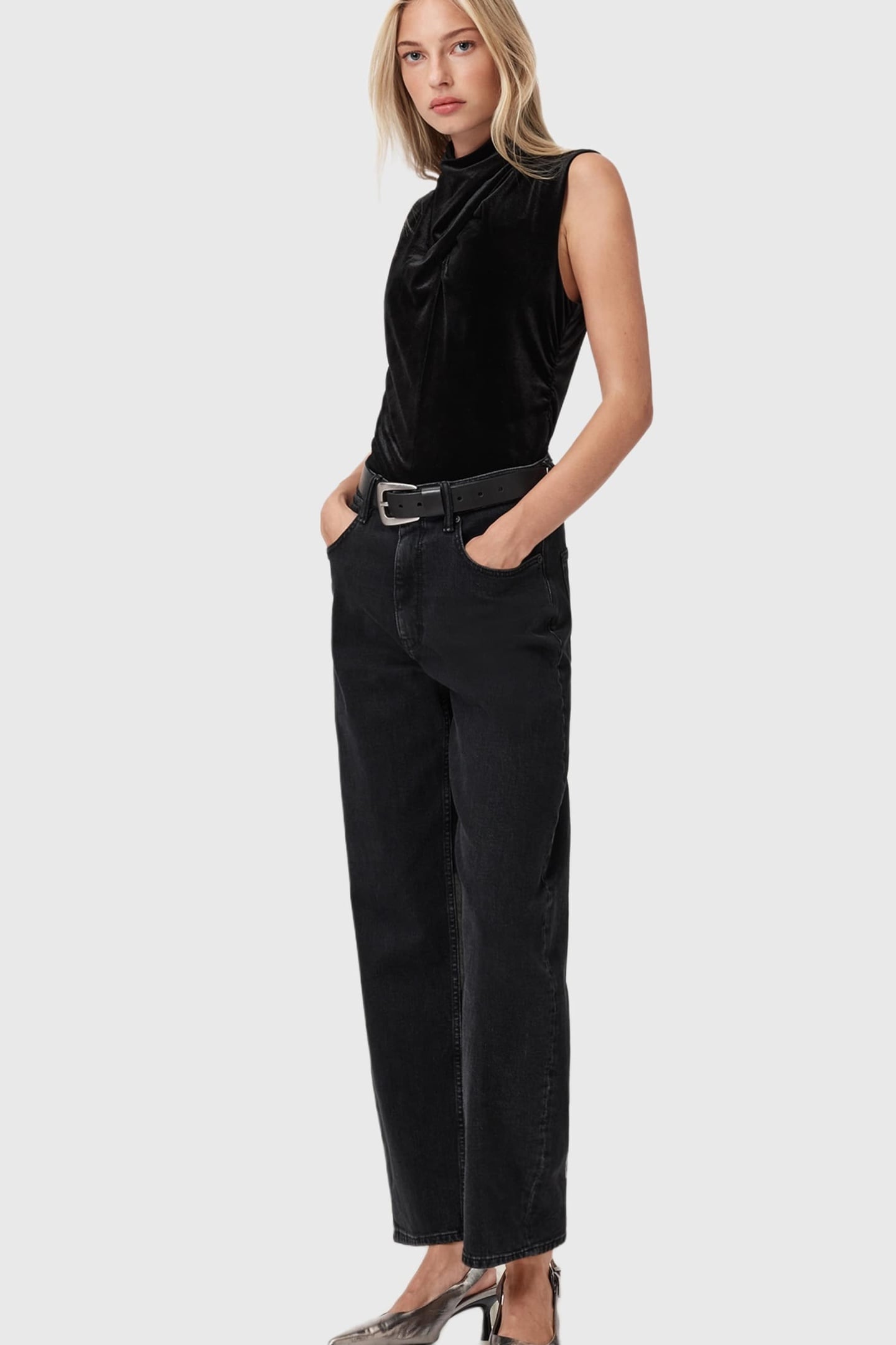 TIA VELVET SS TOP BLACK 3