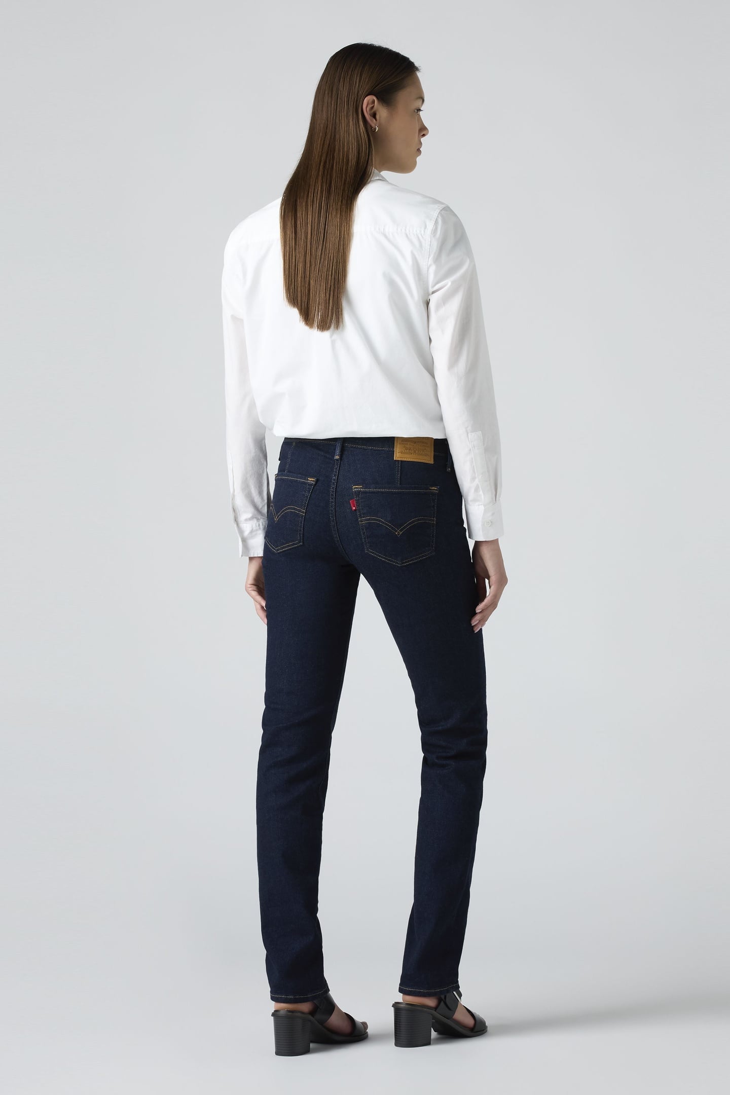 712 SLIM WELT POCKET JEANS 3