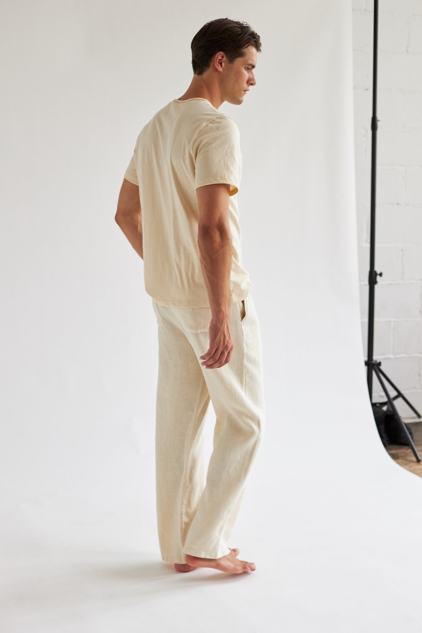 HENDRICK T-SHIRT ANTIQUE WHITE 2
