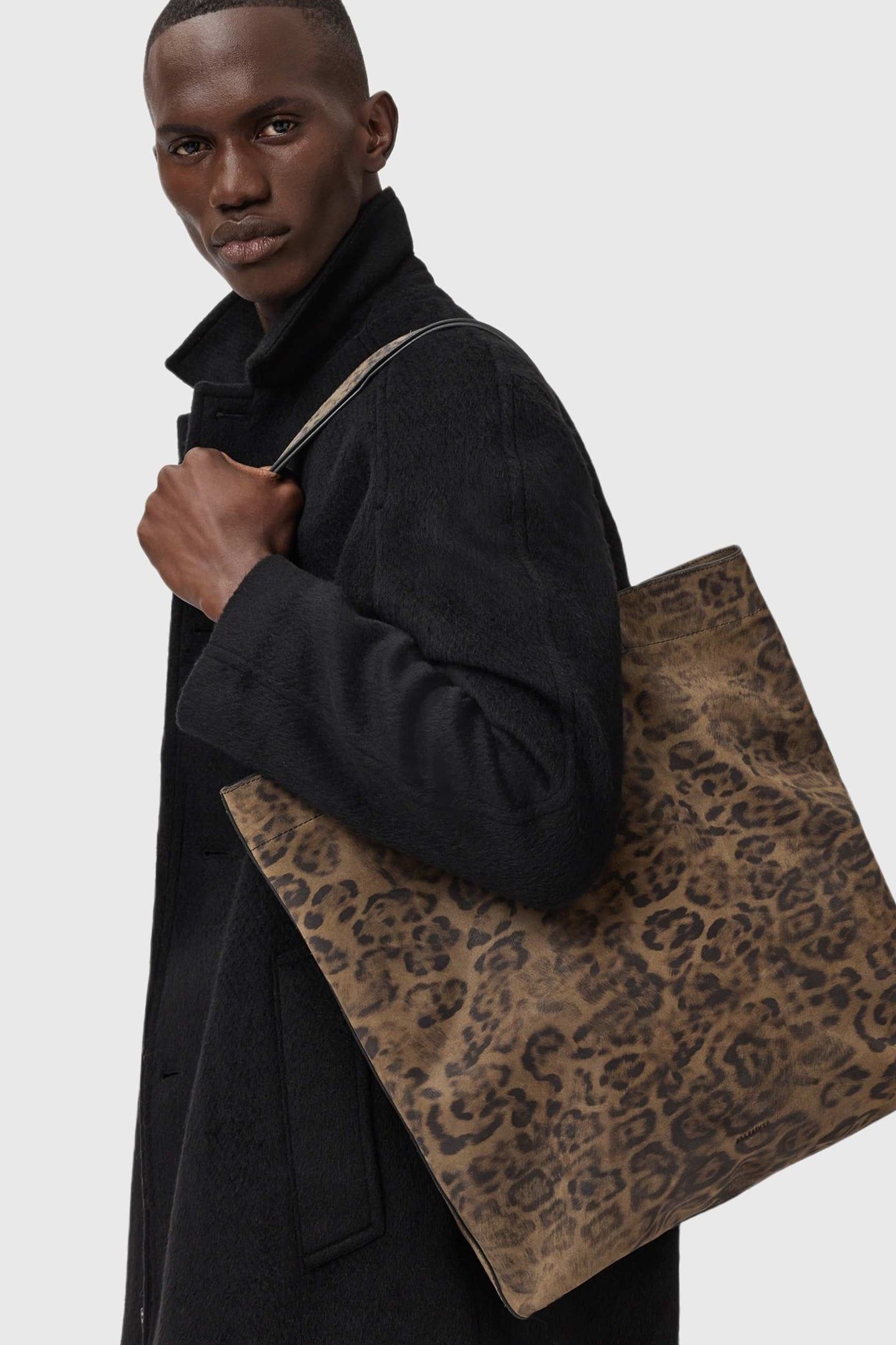 YUTO LEOPD TOTE LEO KHAKI/BLACK 2