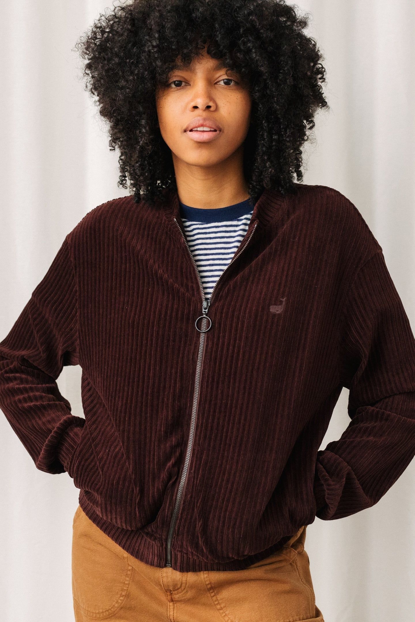 FRAM SWEATSHIRT HOT CHOCOLATE 2