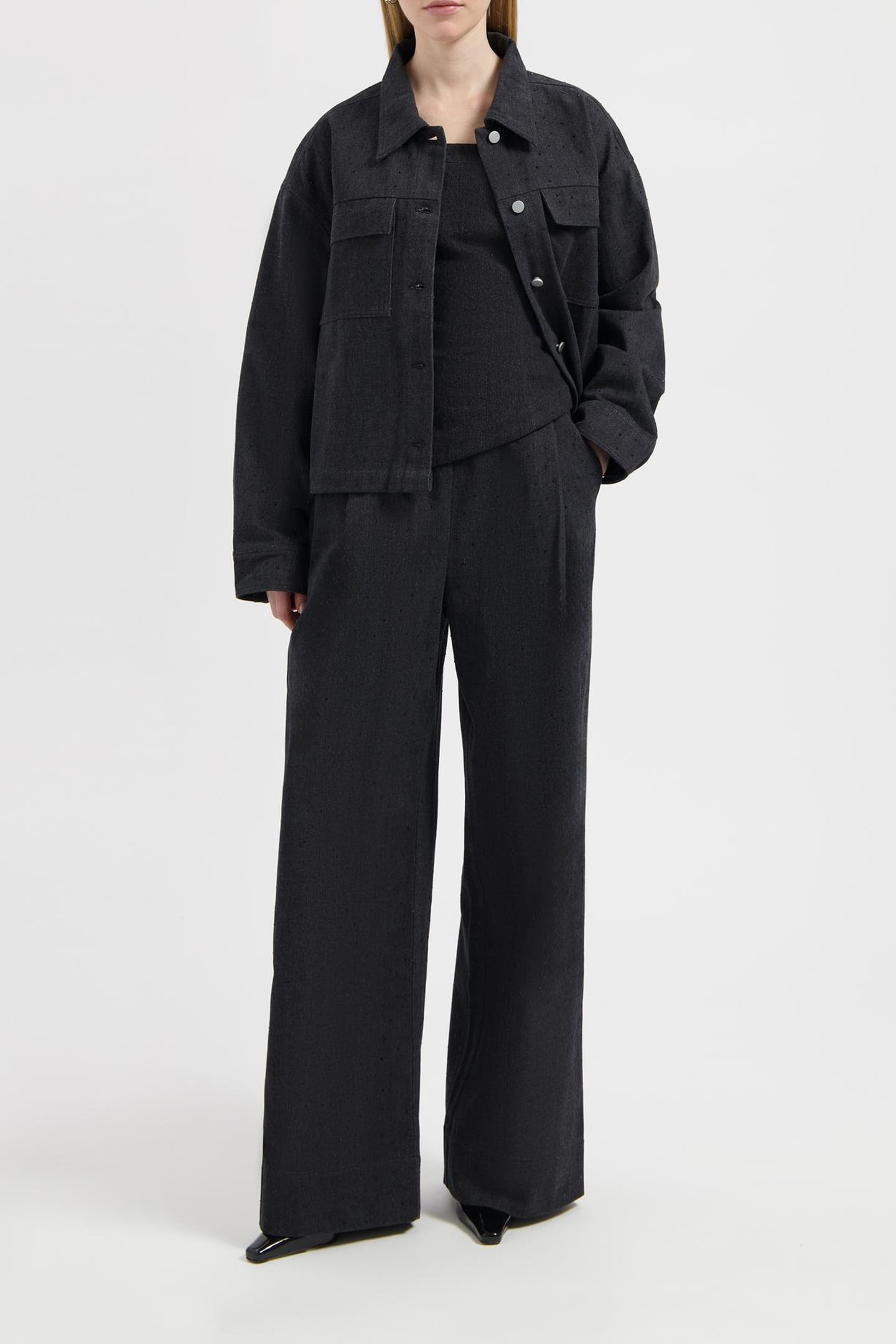 NOUS SOMMES LABELS – DANA JACKET BLACK 2
