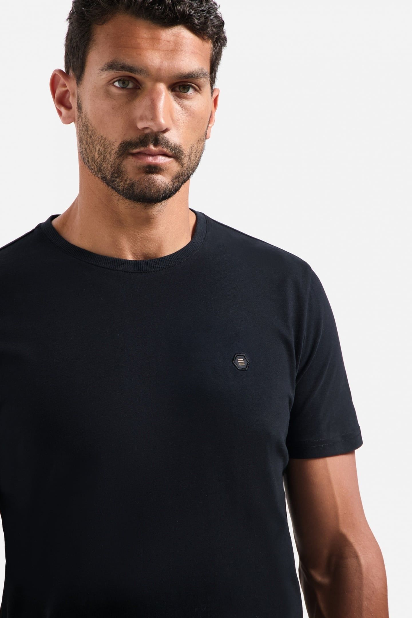 T-SHIRT CREWNECK PEACHED BLACK 3