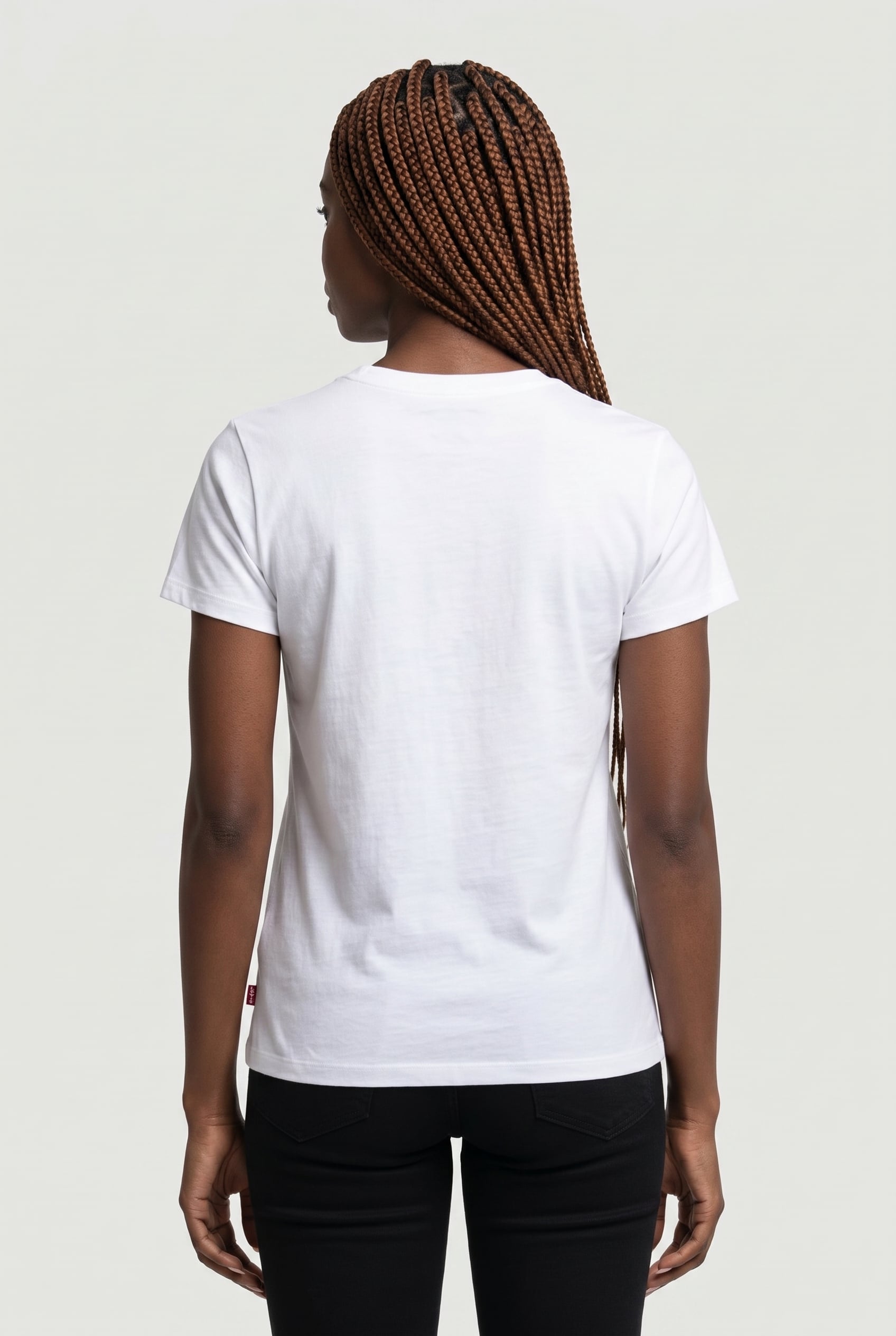 THE PERFECT TEE SSNL MV LOGO WHITE 2