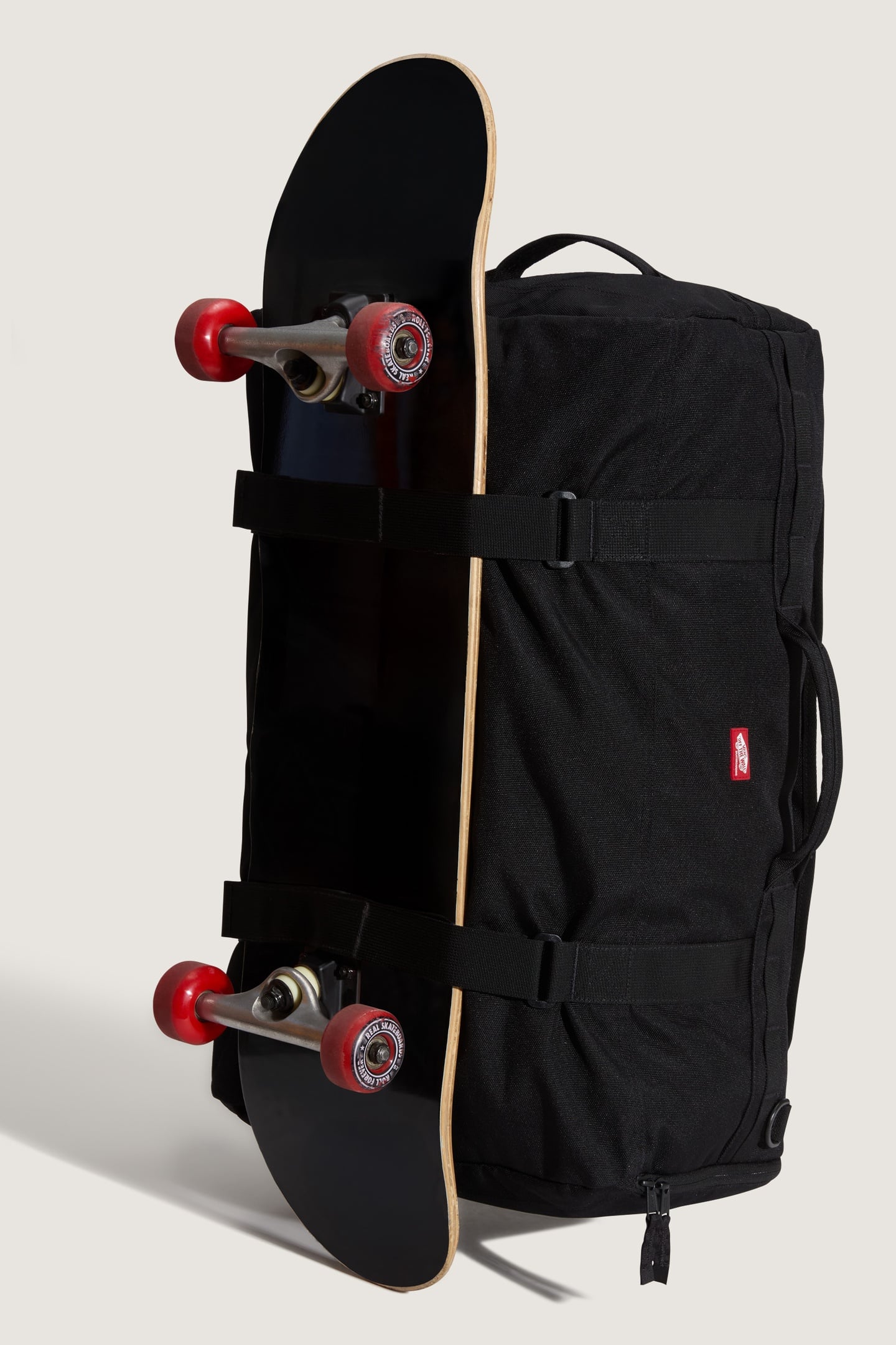 UNISEX SKATE OVERNIGHT PACK BLACK 2