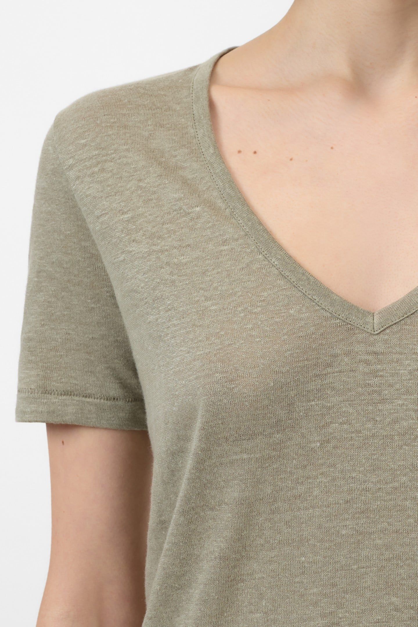 V-NECK CHINO GREEN 8