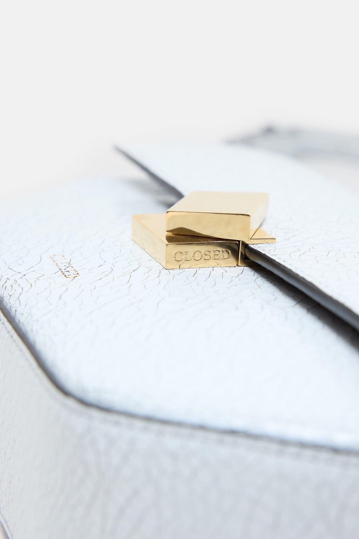 CLOSED BAG ONE S WHITE 5