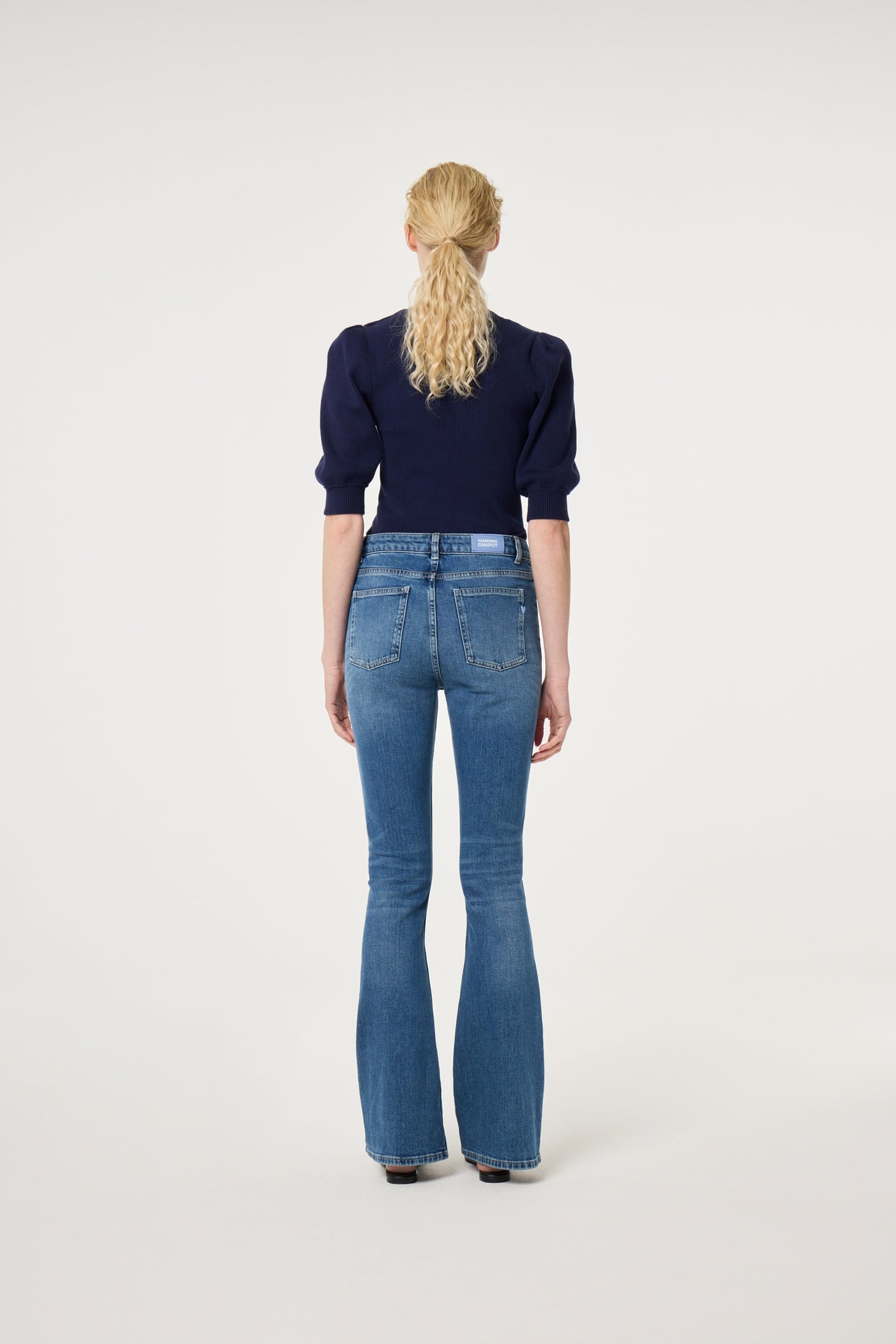 MOLLY SHORT SLEEVE PULLOVER AFTER MIDNIGHT BLUE 3