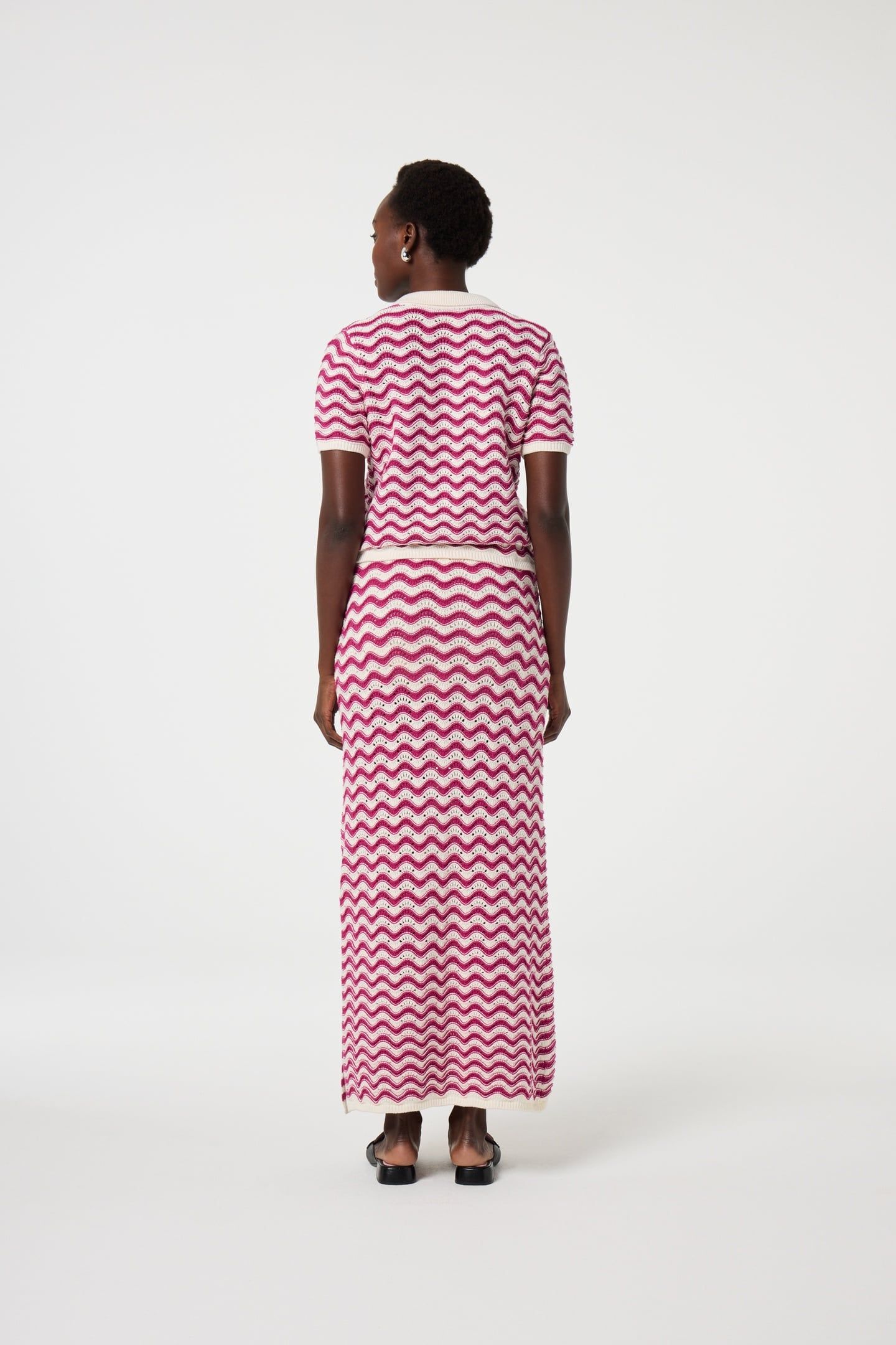 CARO CROCHET CARDIGAN PINK CRAZE 3