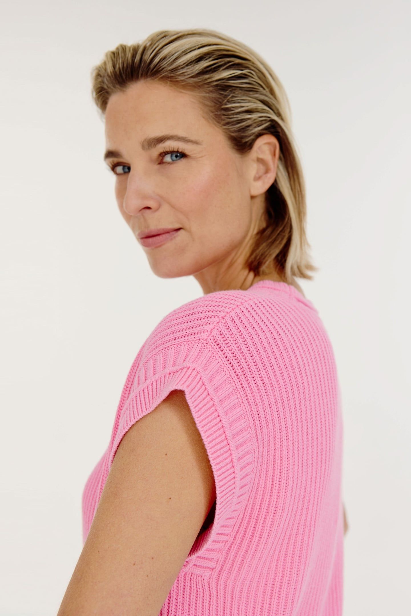 BAILEE SWEATER BUBBLEGUM 4
