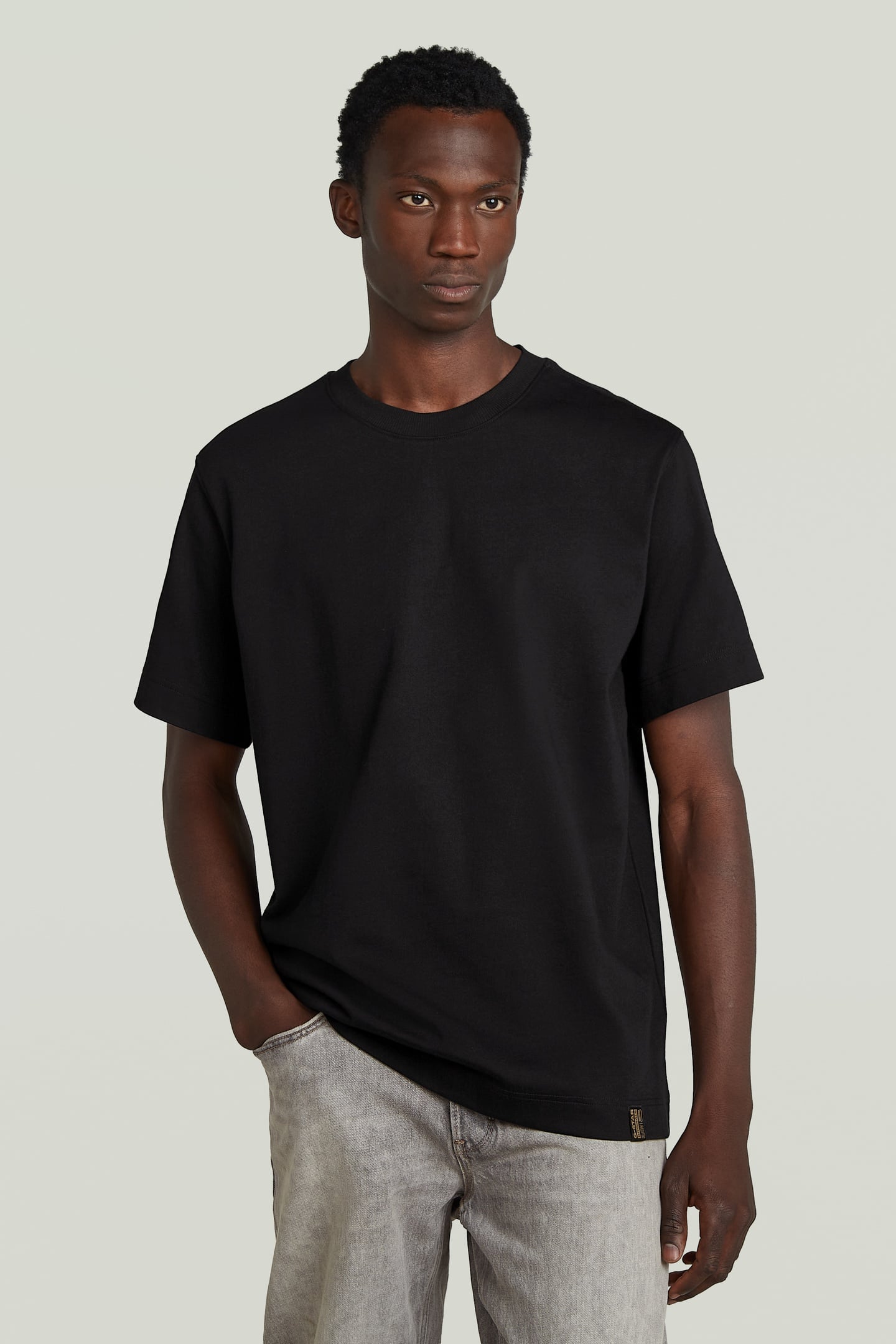 ESSENTIAL R T BLACK 3