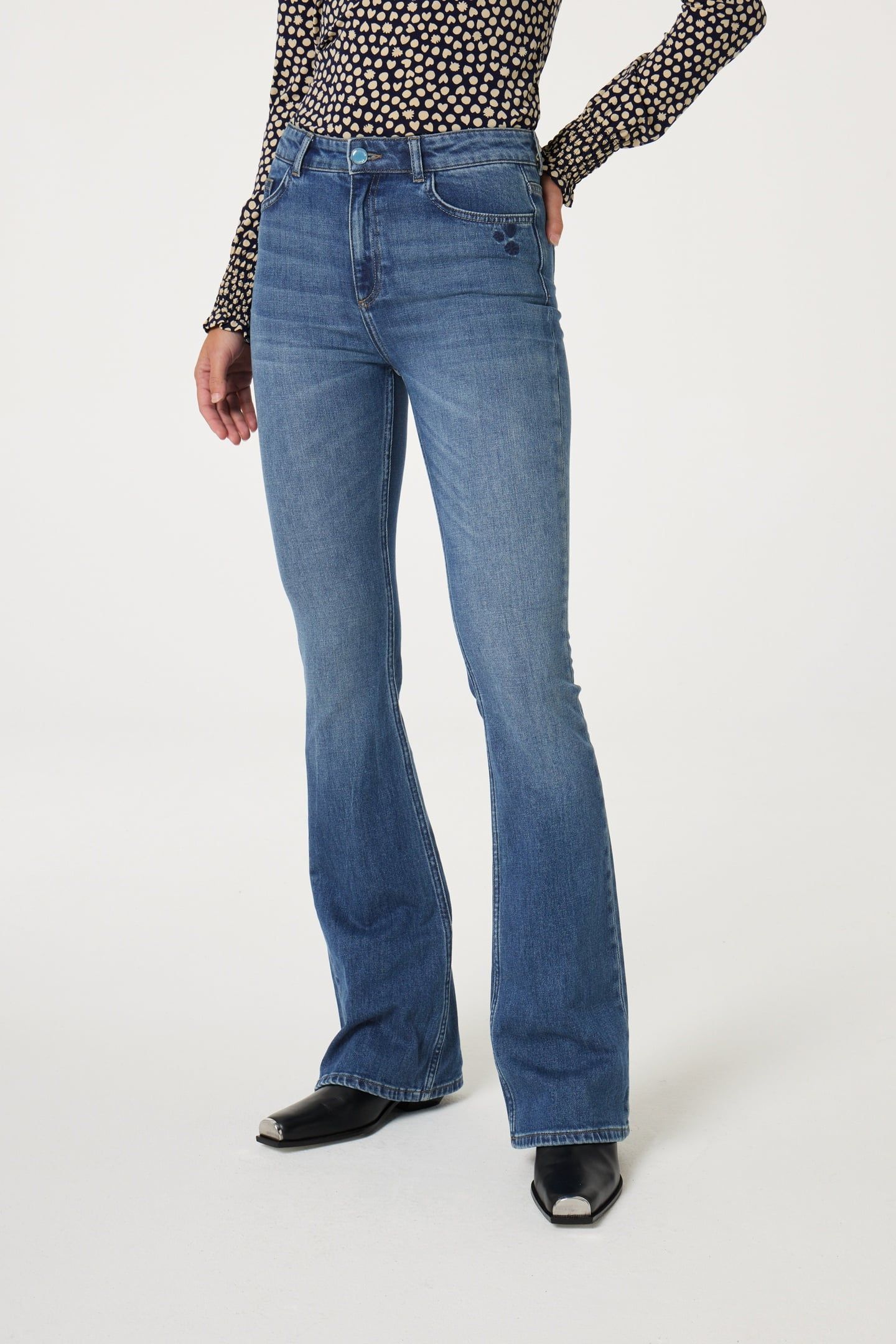 EVA FLARE JEANS MID BLUE 1