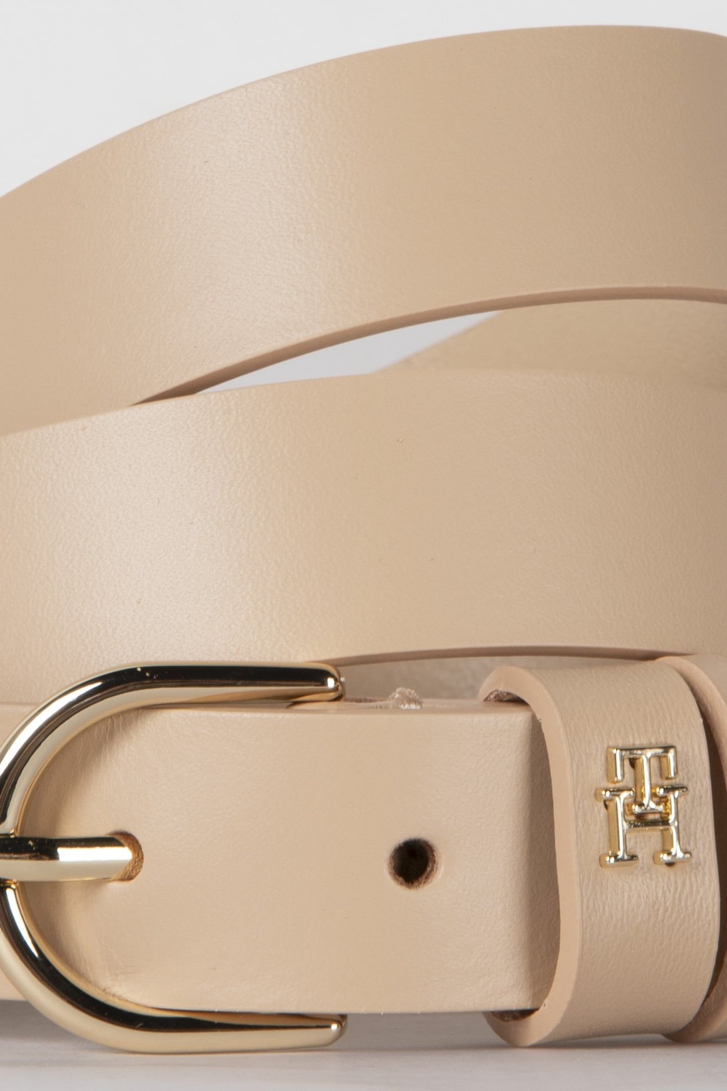 ESSENTIAL EFFORTLESS BELT CLAYED PEBBLE 4