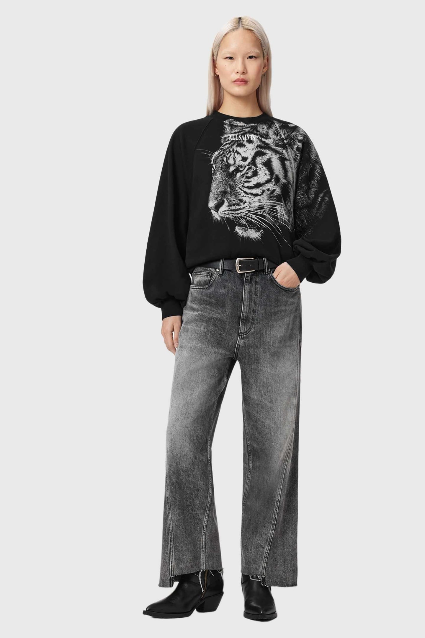 TIGRESS CYGNI SWEAT BLACK 1