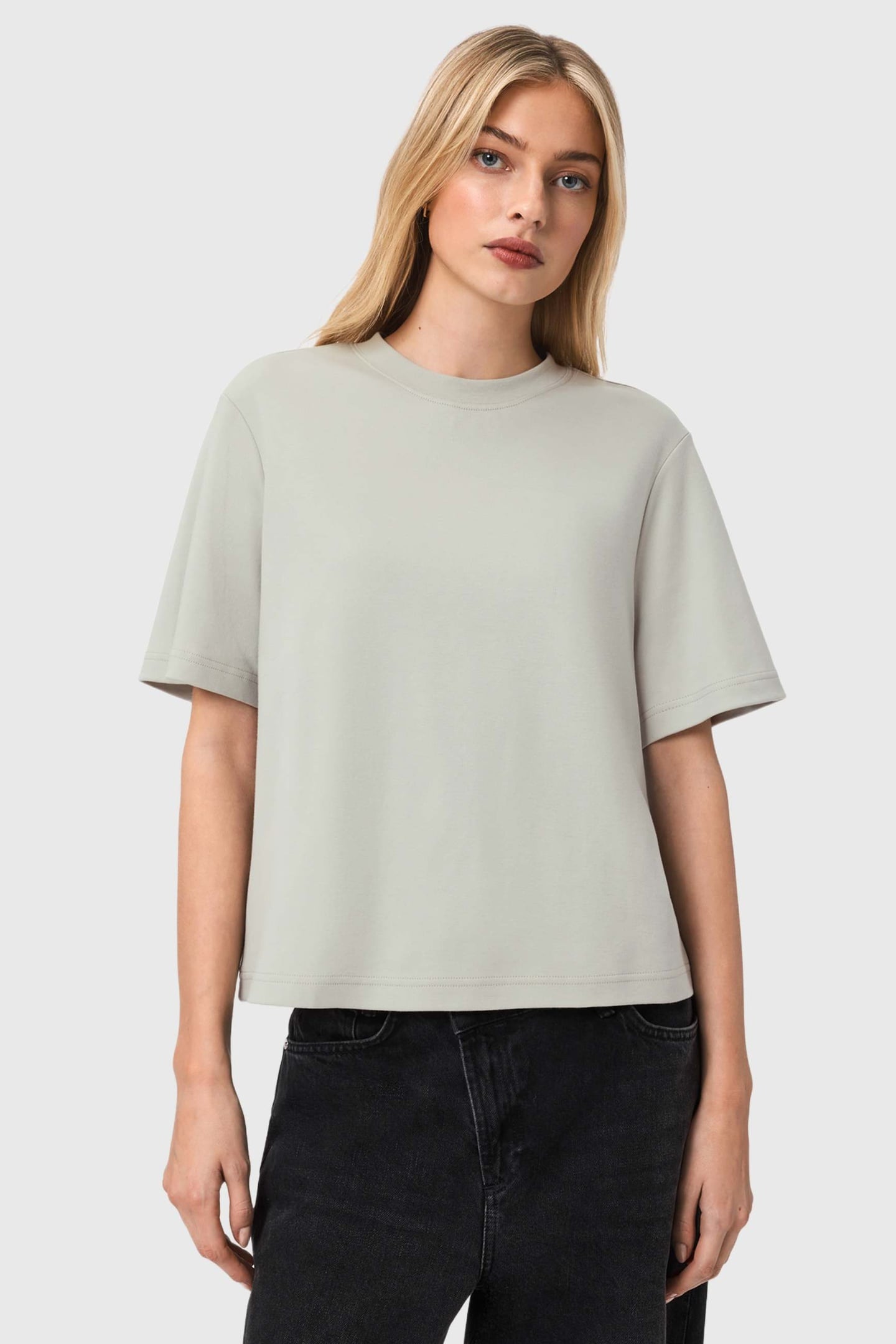 LISA TEE PALE GREEN 4
