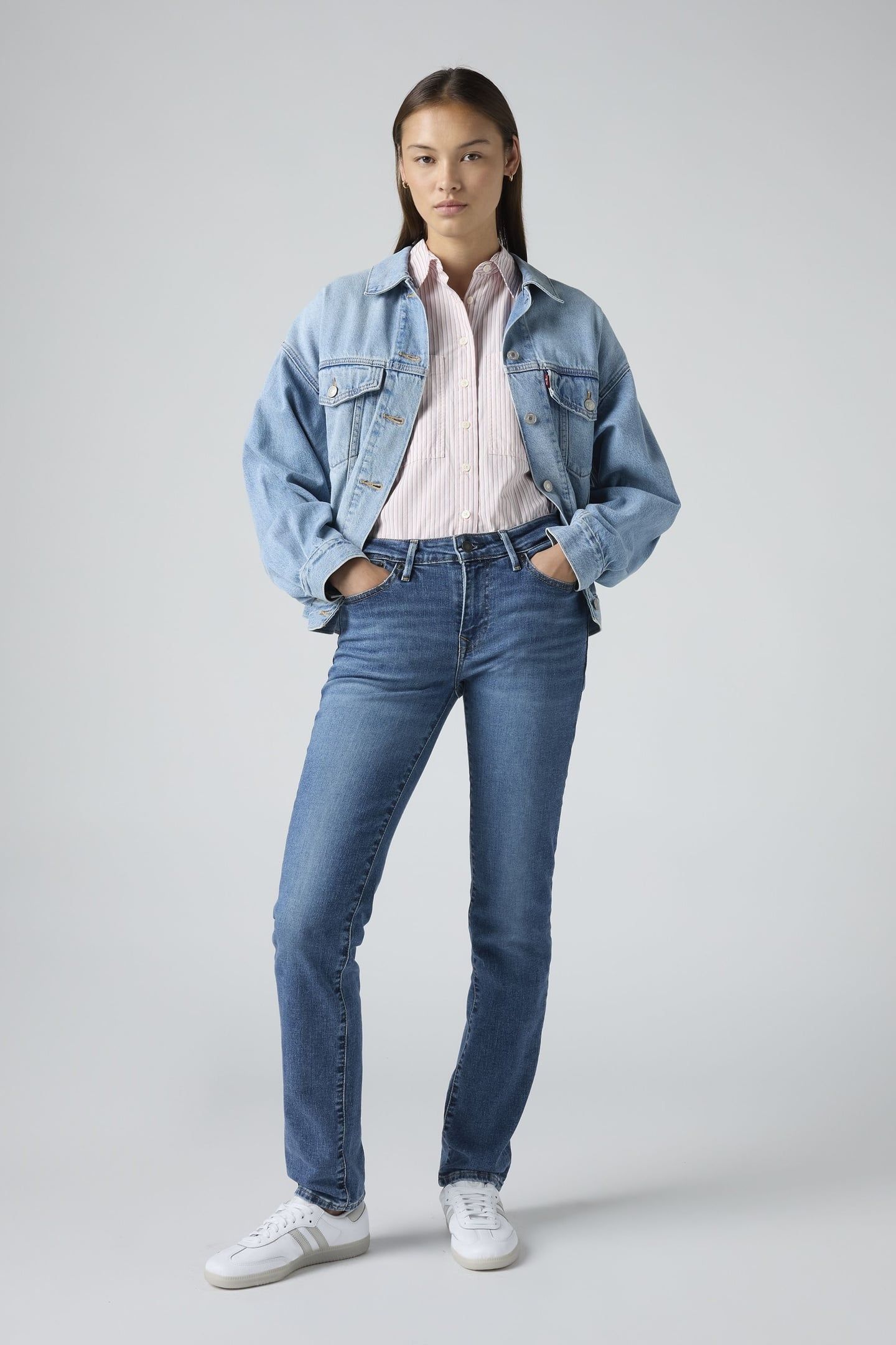 712 SLIM WELT POCKET JEANS 2
