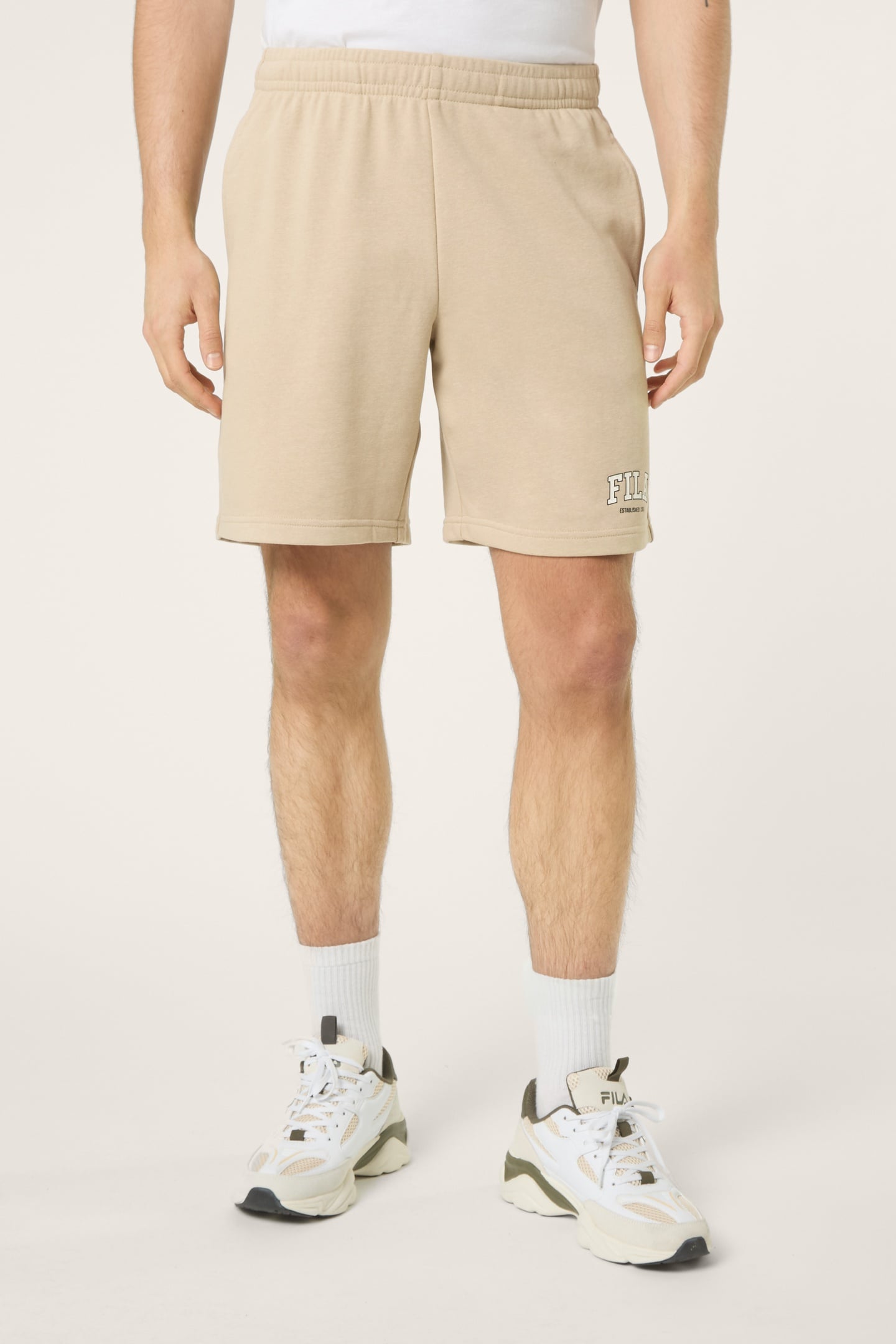 RIFREDI REGULAR GRAPHIC SWEAT SHORTS WHITE PEPPER 1