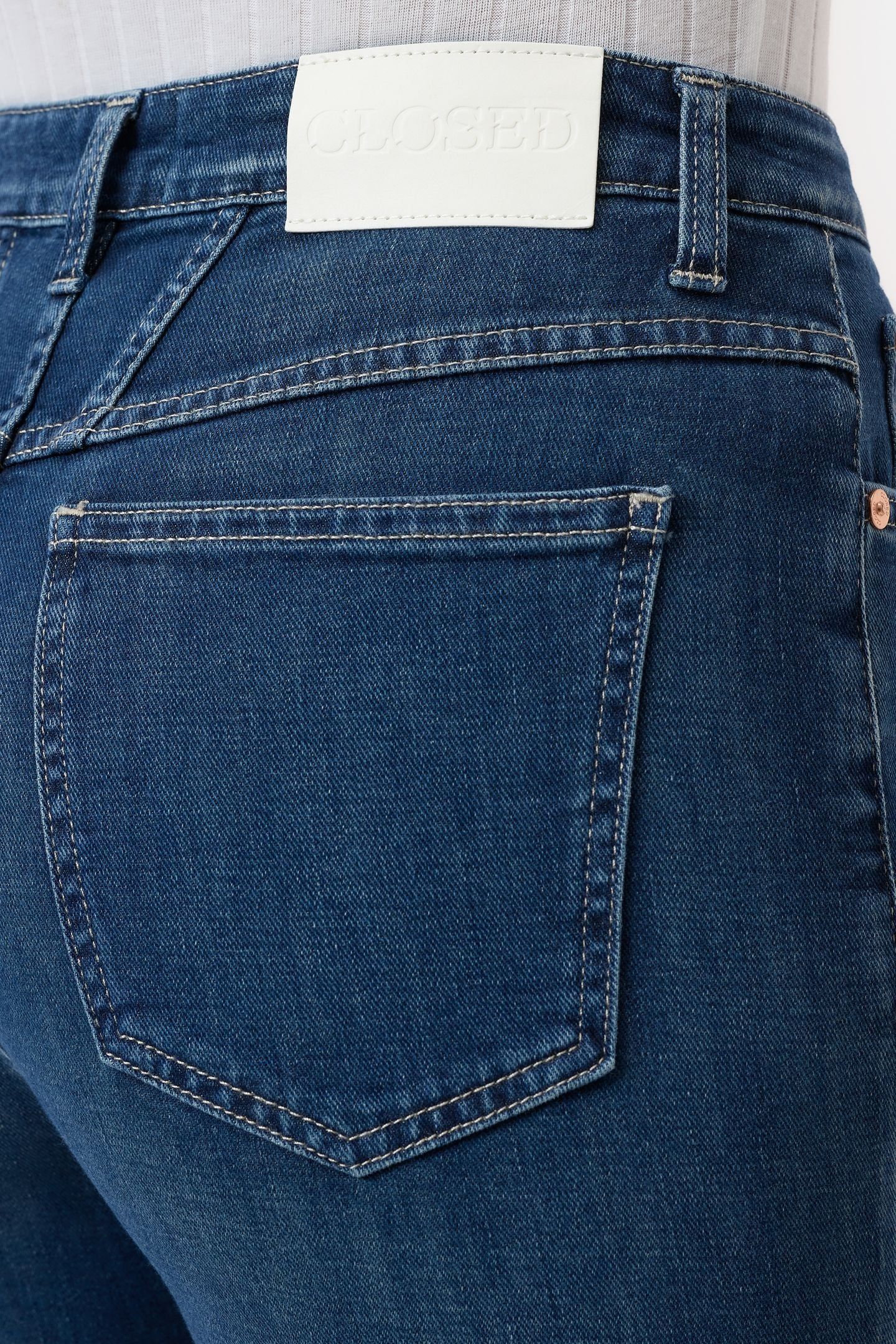 JAYLEN DARK BLUE 5