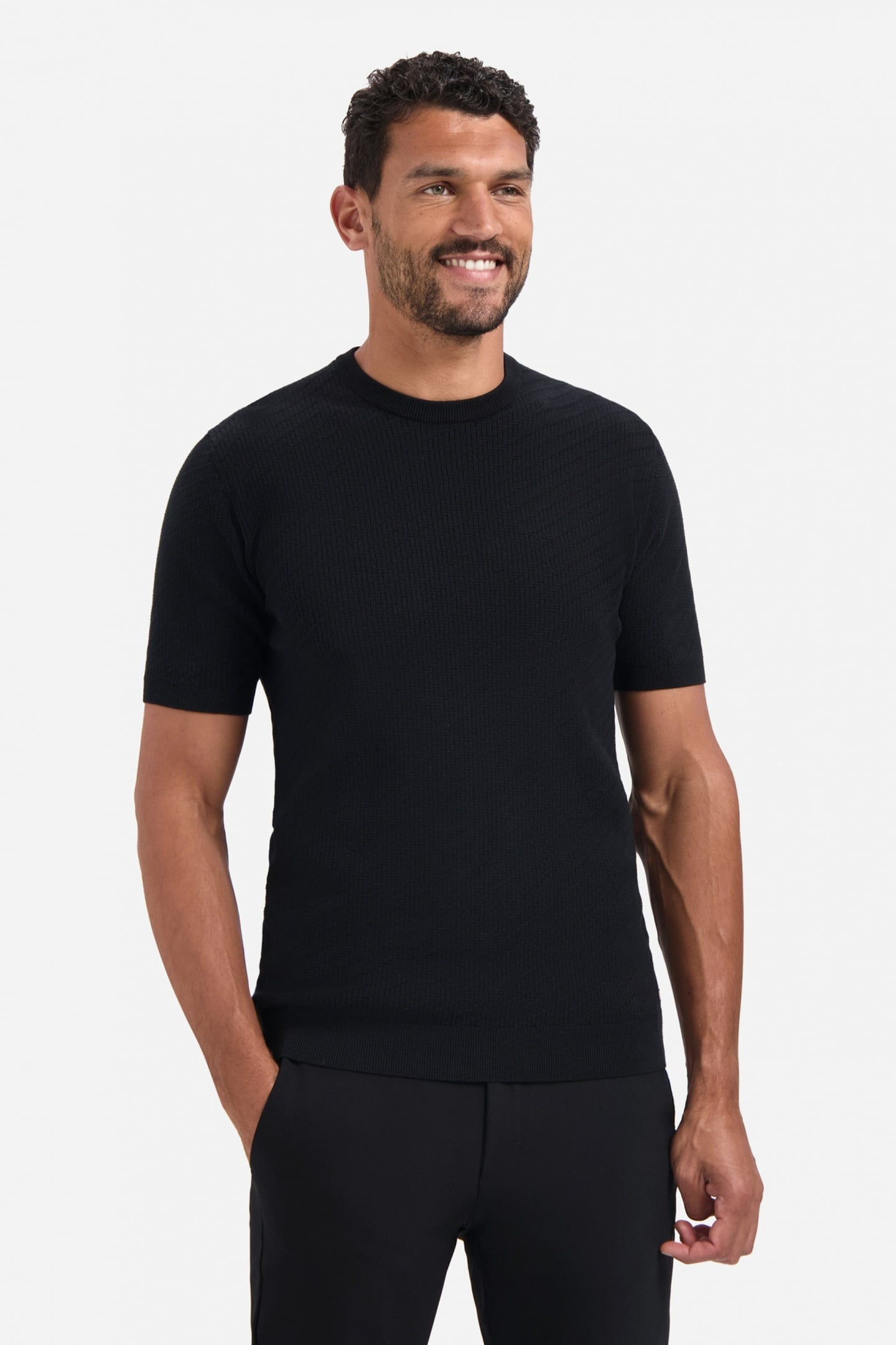 PULLOVER SHORT SLEEVE CREWNECK SOLID JACQUARD BLACK 3