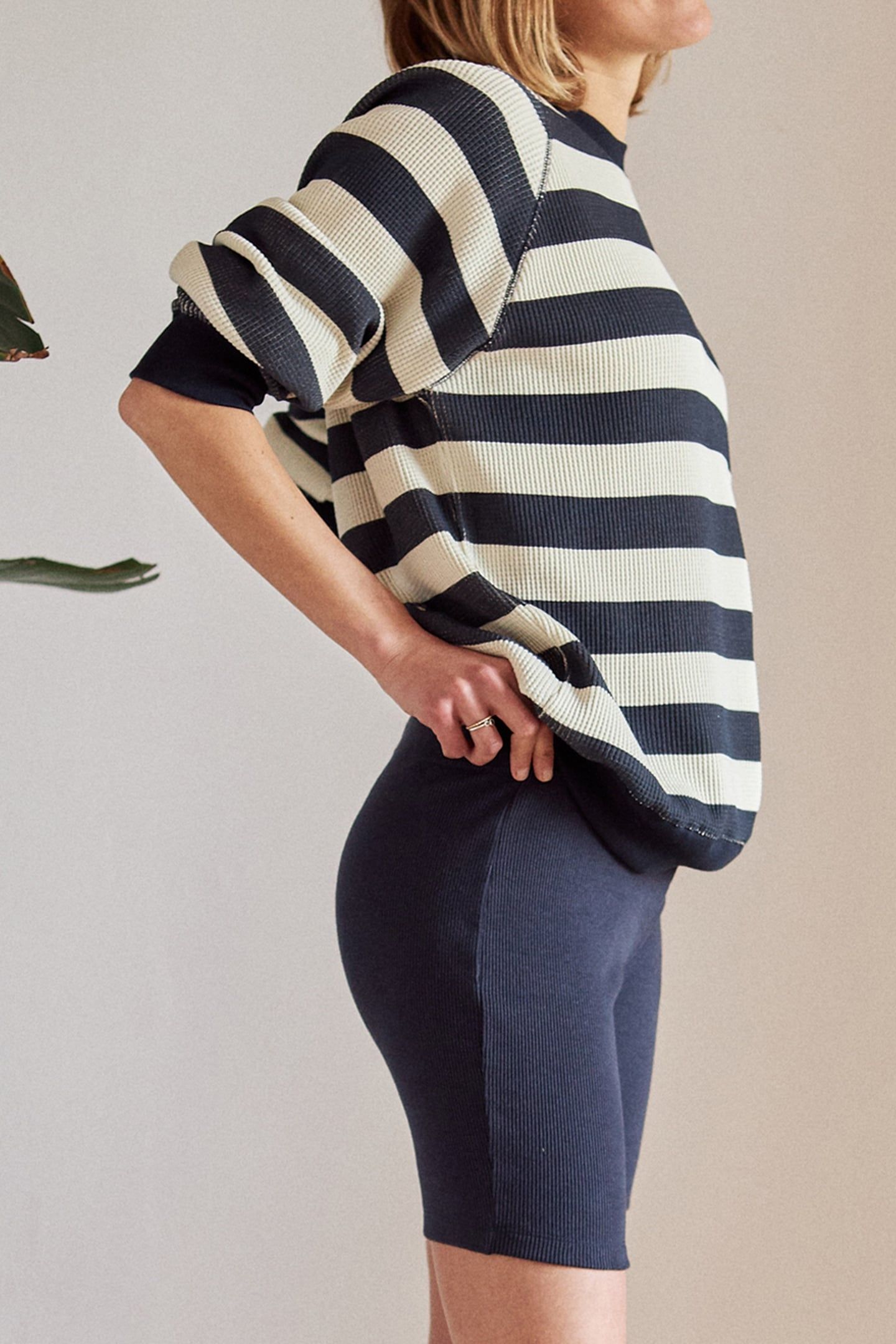 HAWAR SHORTS NAVY 1