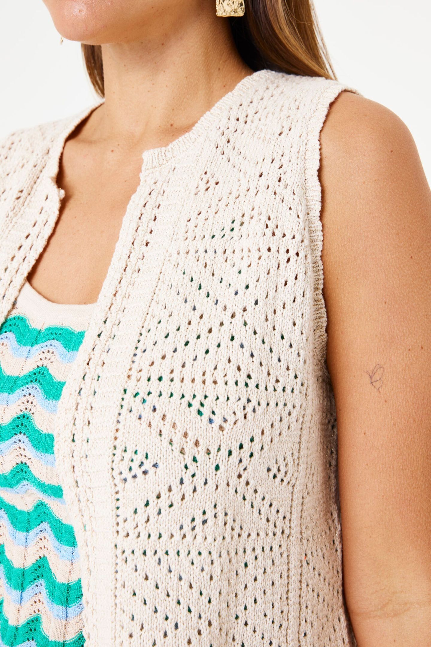 LADIES CARDIGAN ALMOND 5