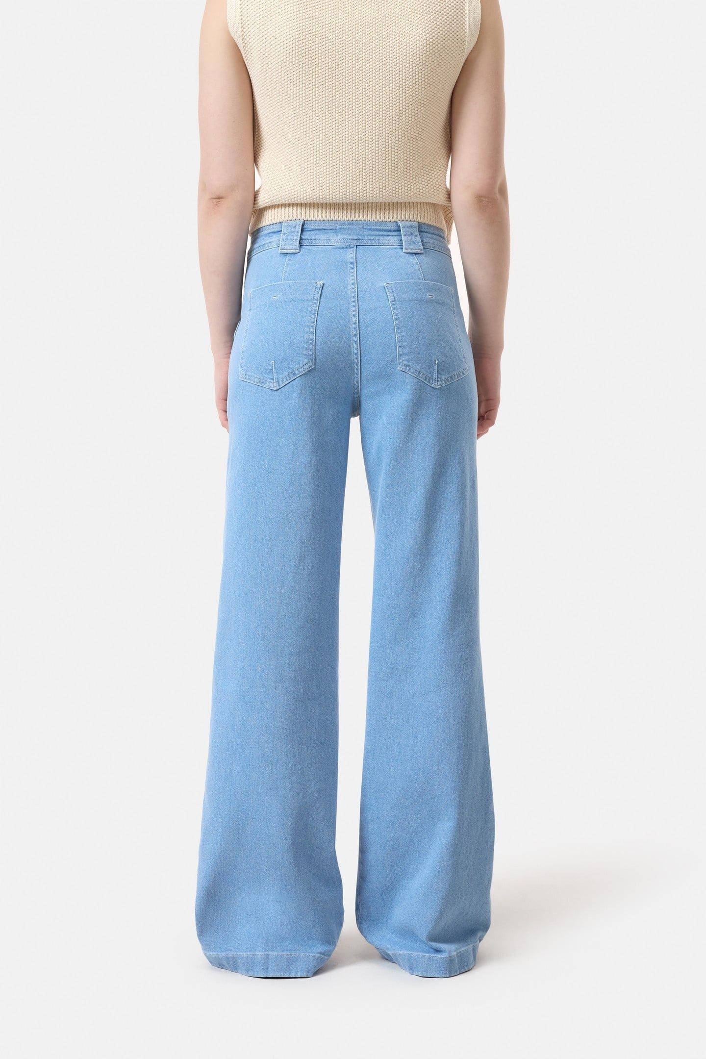 ARIA LIGHT BLUE 2