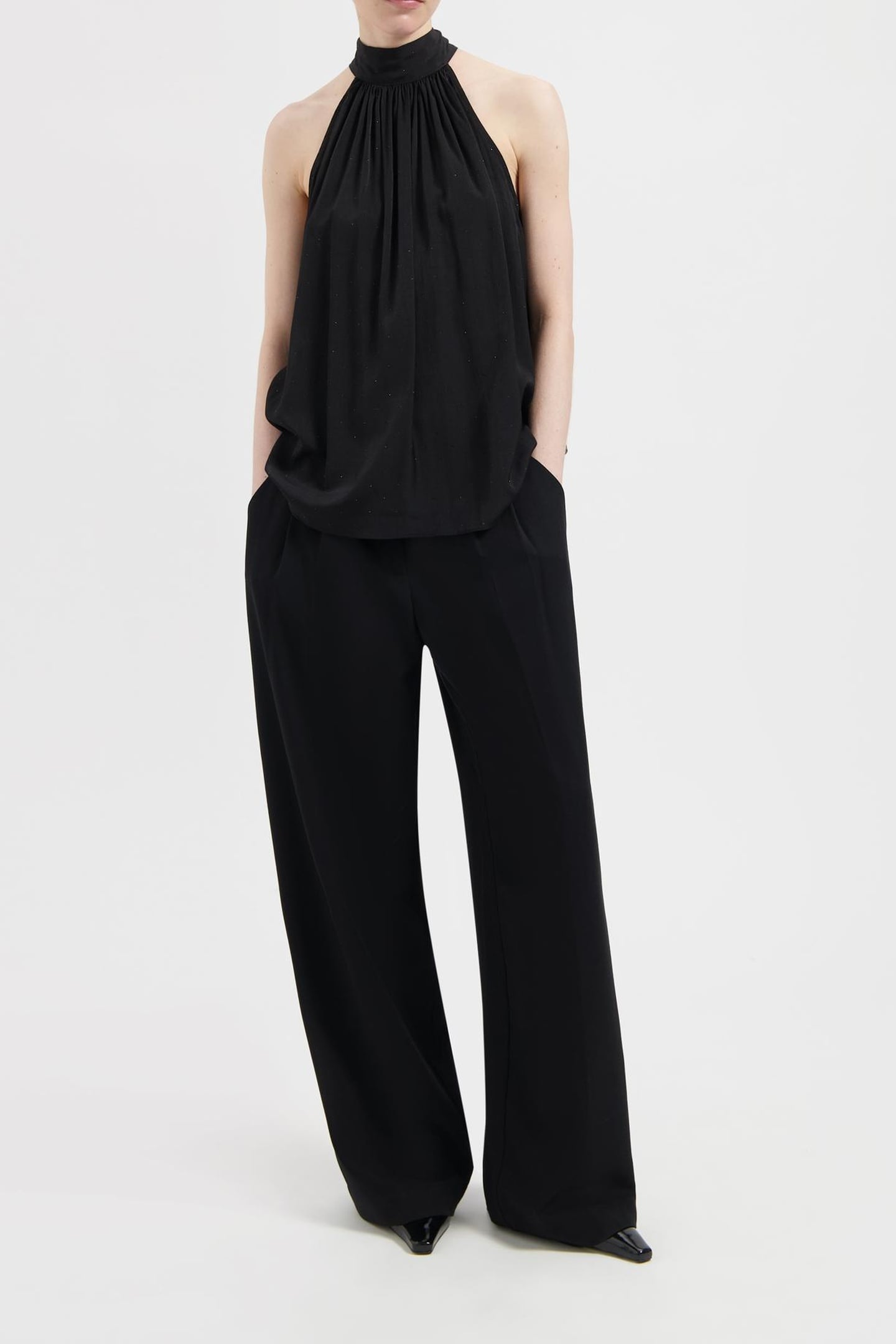 NOUS SOMMES LABELS – HAZEL HALTER TOP BLACK 2