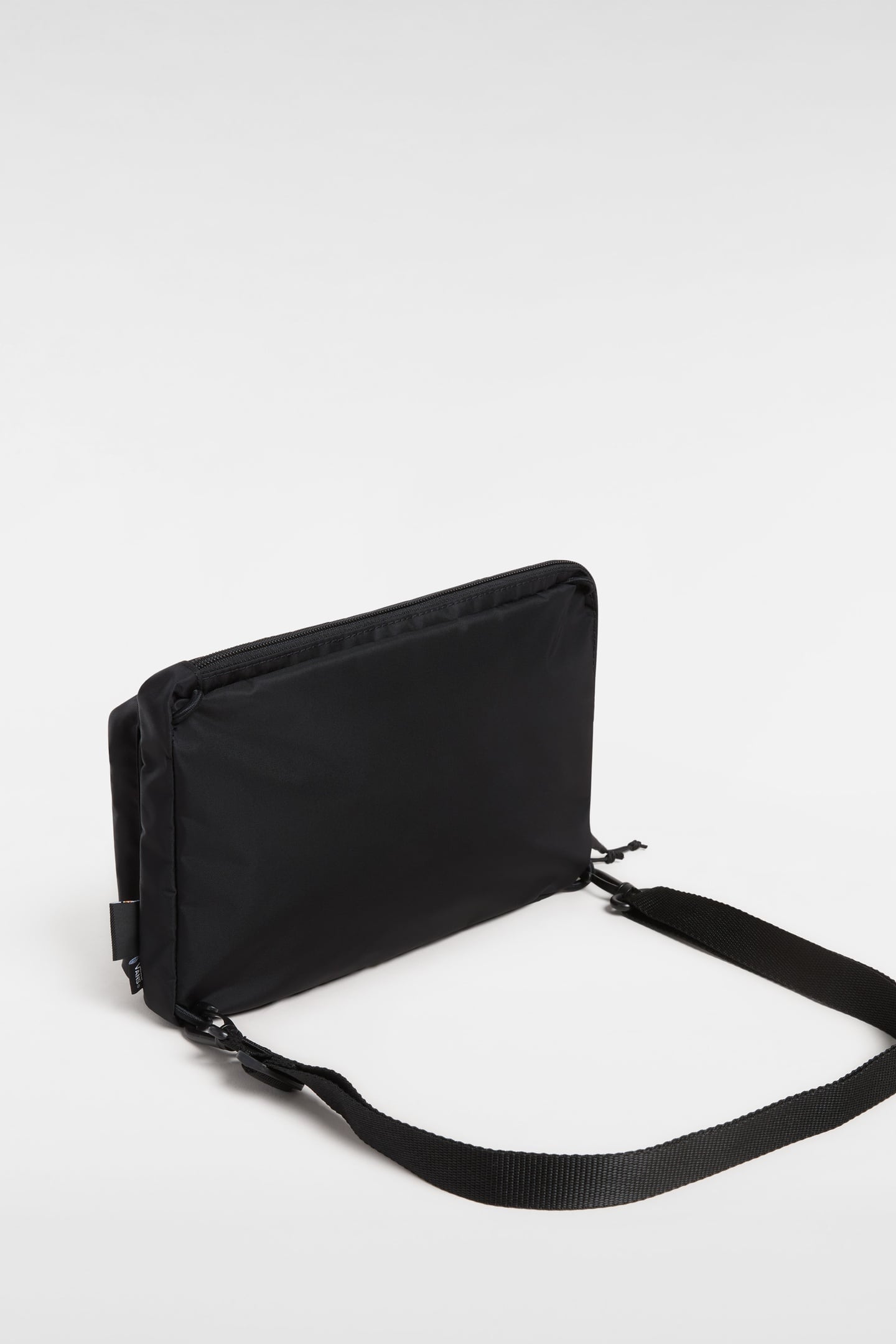 UNISEX BAIL CONVERTIBLE CROSS BODY BLACK 3