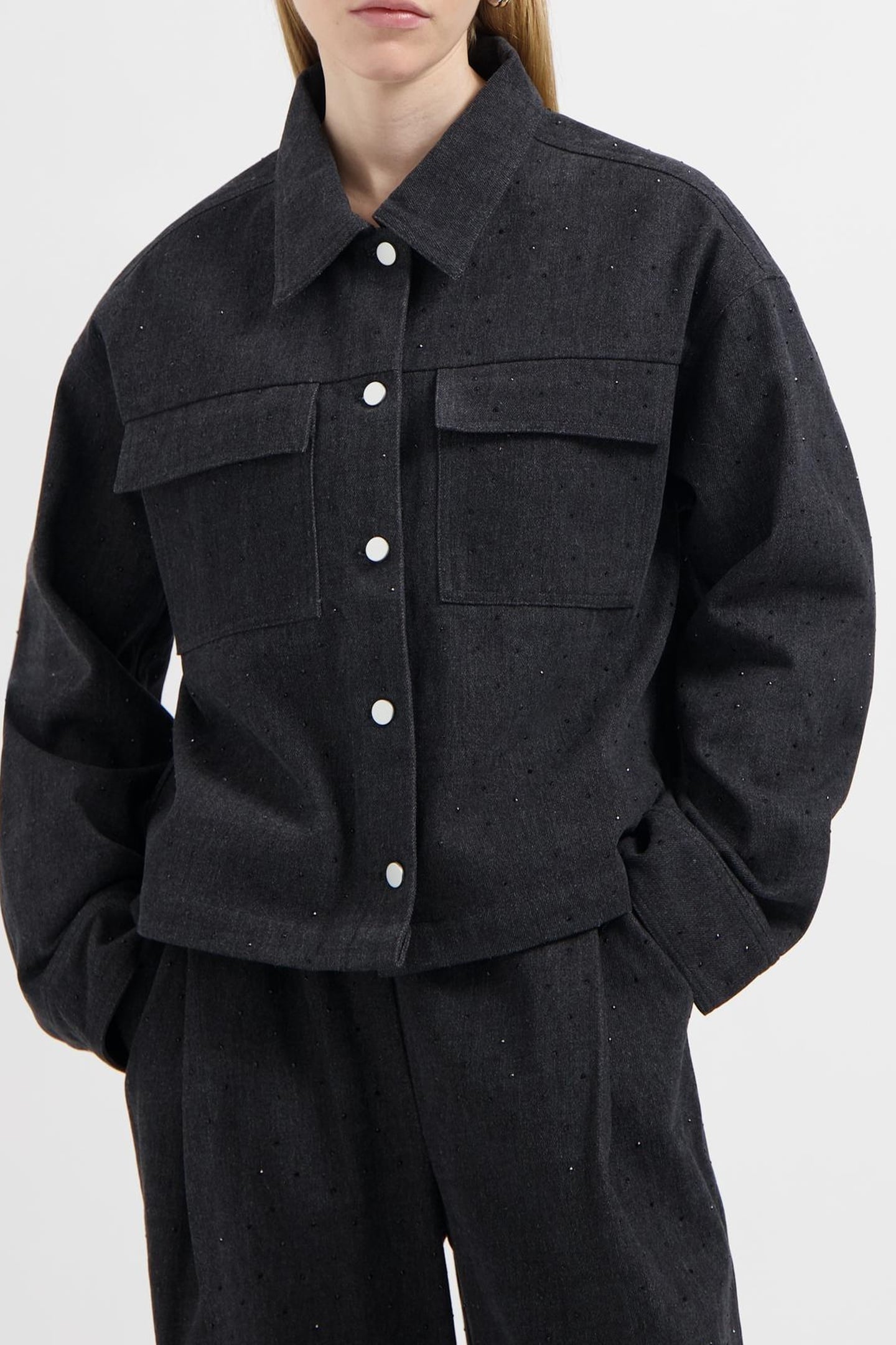 NOUS SOMMES LABELS – DANA JACKET BLACK 3