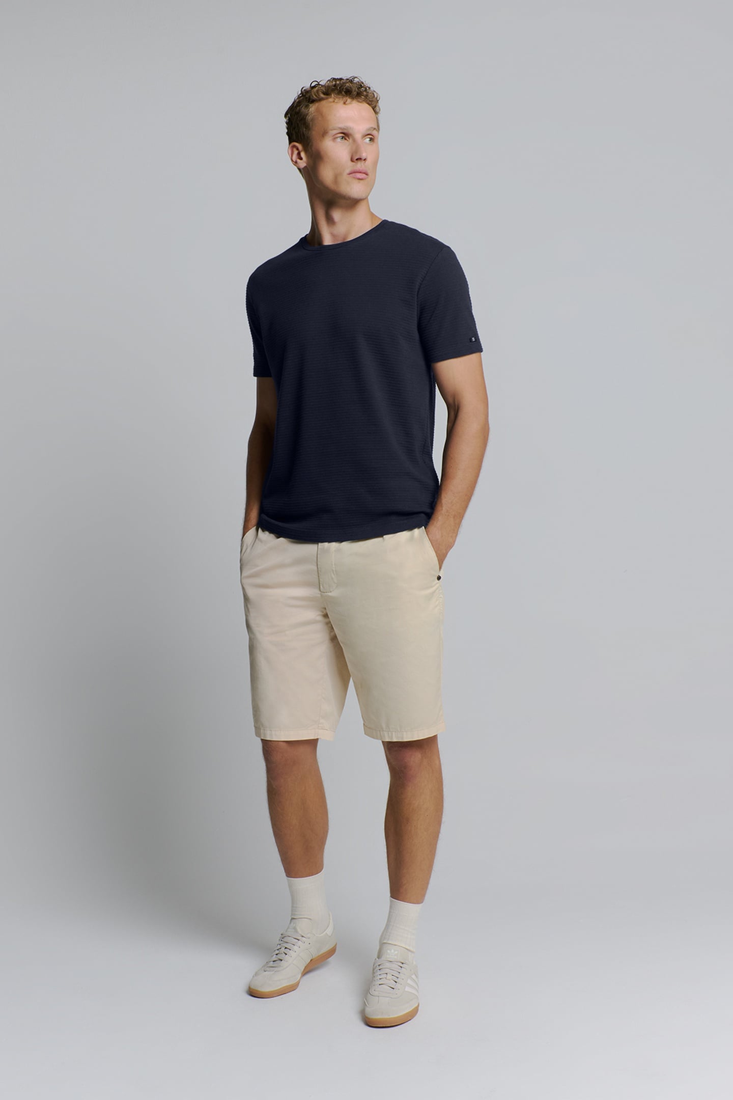 T-SHIRT CREWNECK SOLID RELIEF JACQUARD DEEP BLUE 2