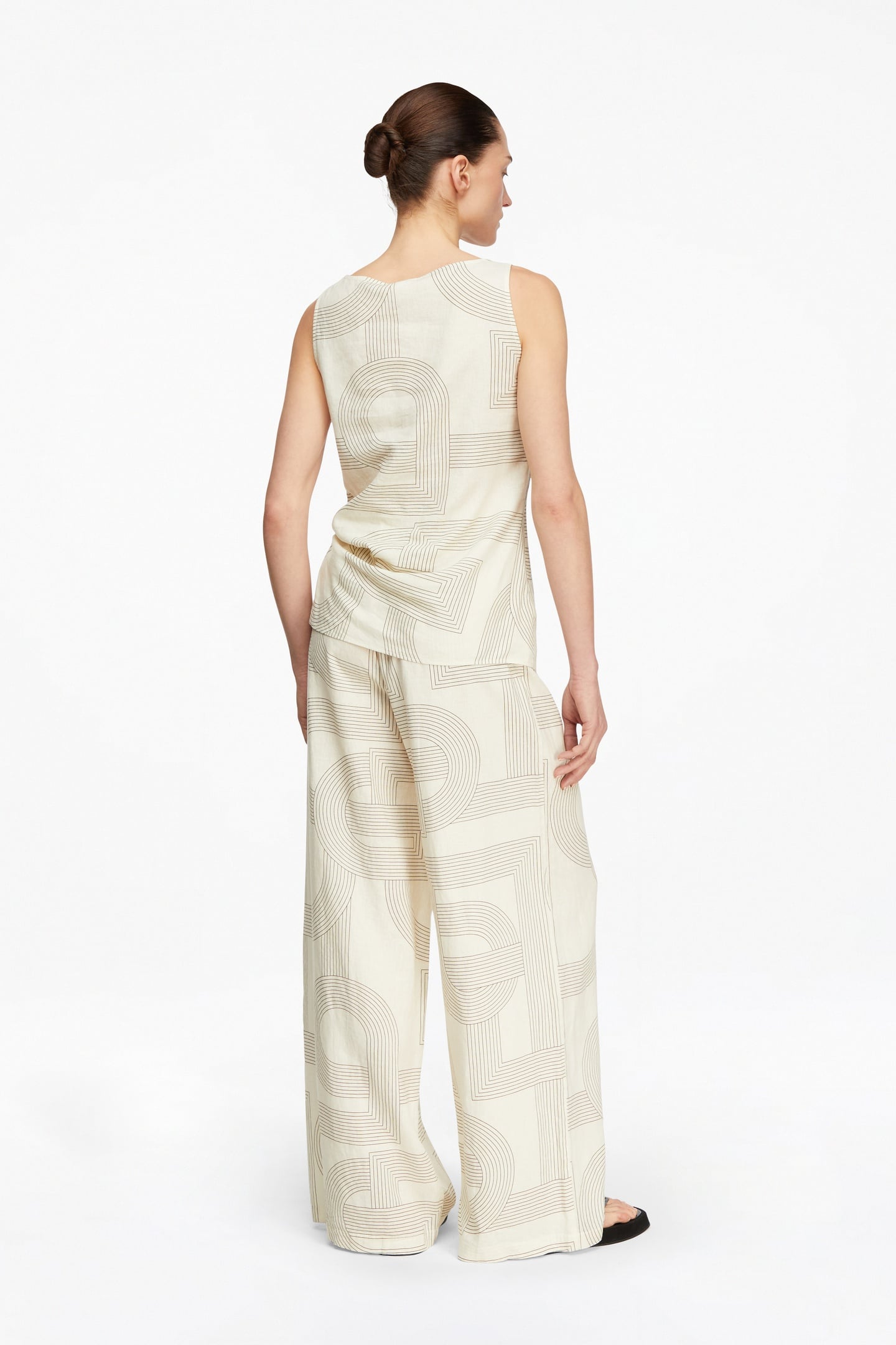 COMMA PANTS OFFWHITE 3