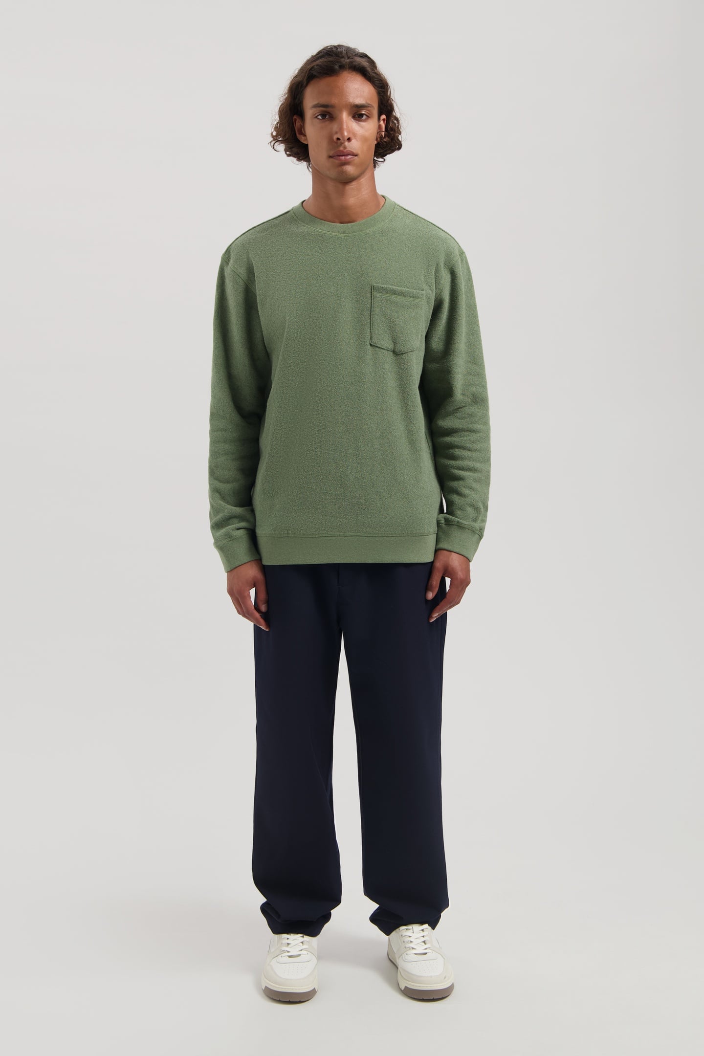 DS_DAMIEN CREWNECK LT. ARMY 2