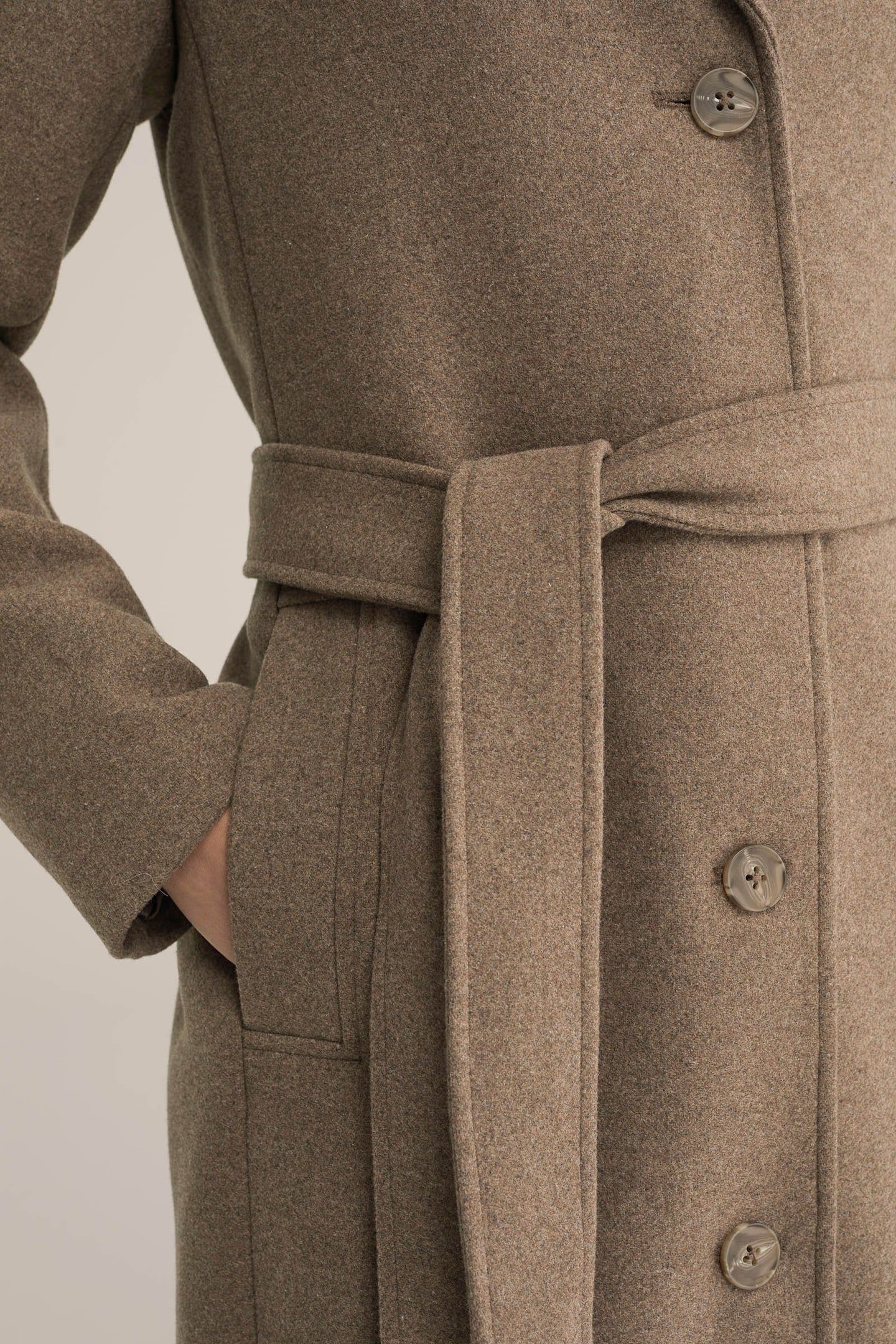 COAT LIGHT BROWN 6