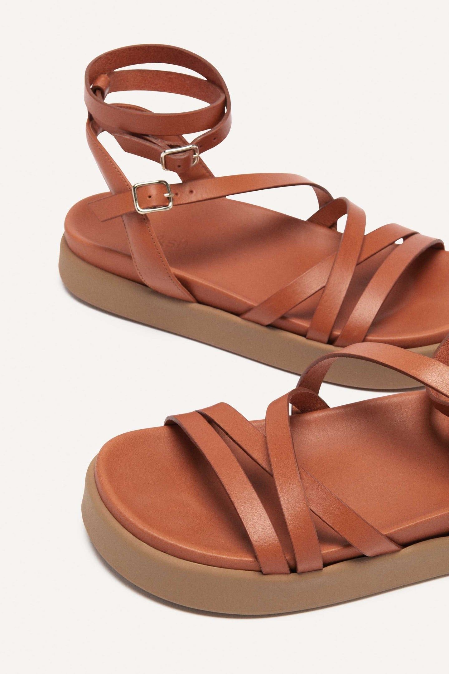 SANDALES CHANA CAMEL 3