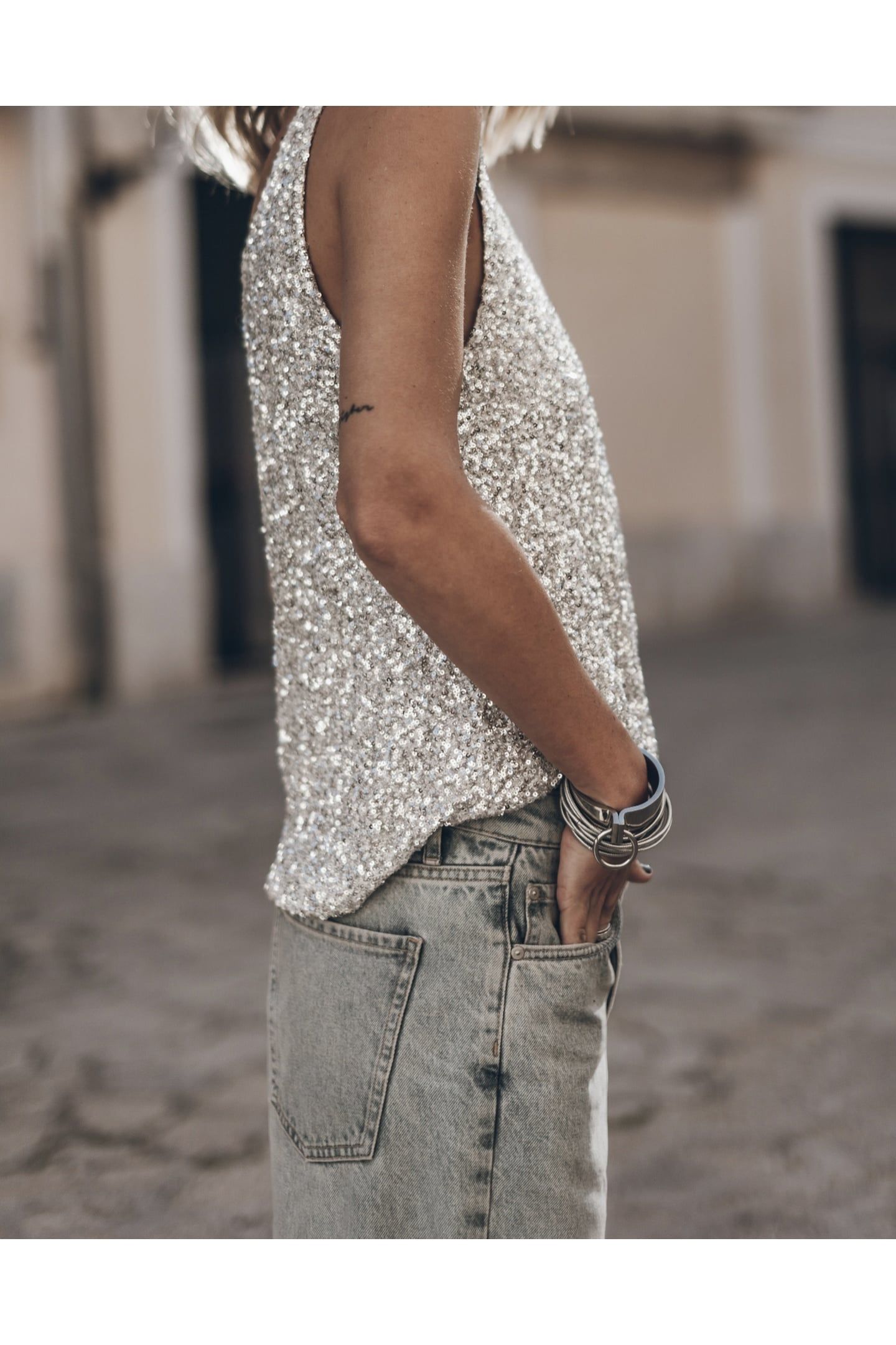 THE LIGHT SEQUIN BASE TANK TOP 2