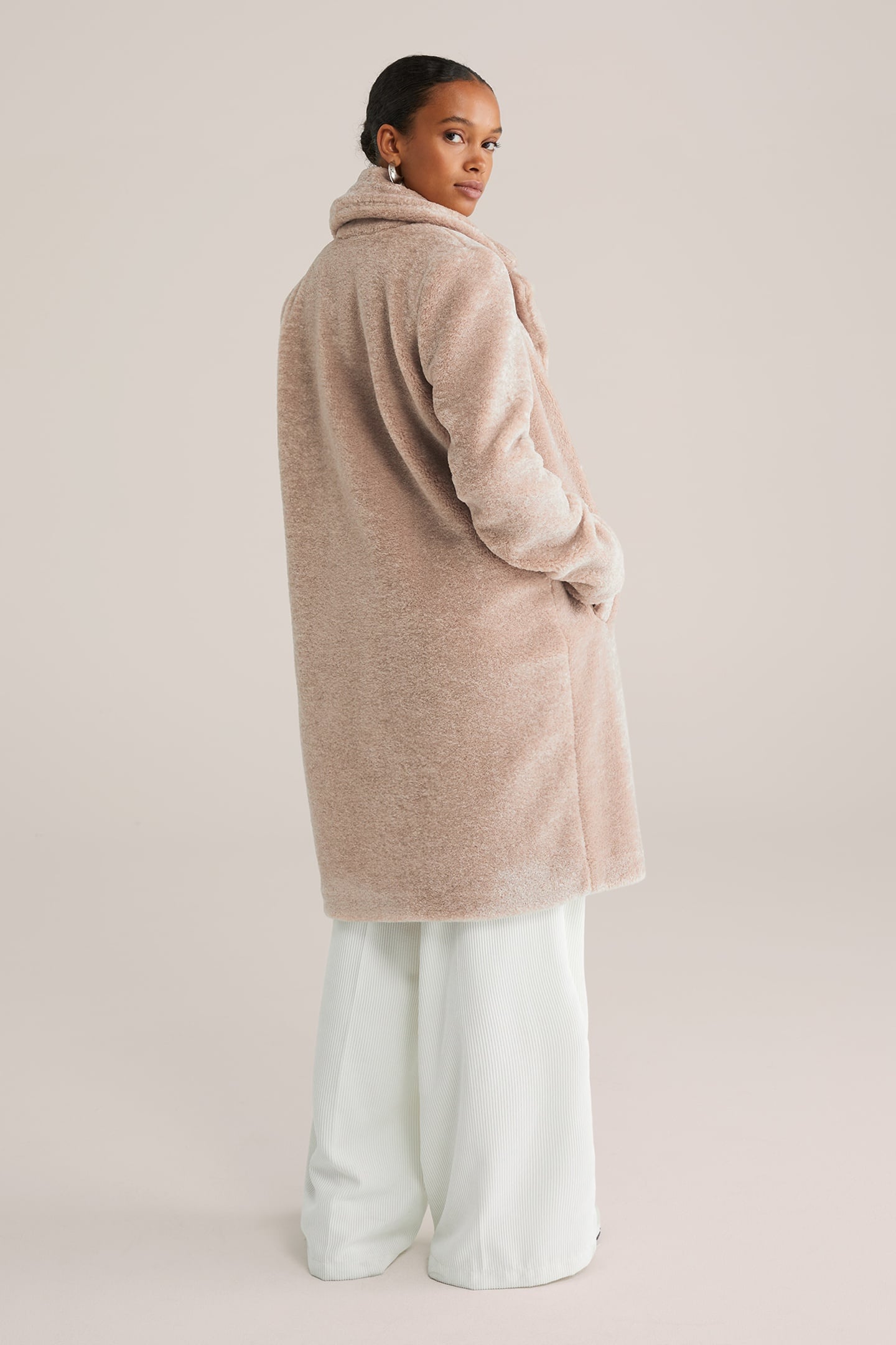 COAT BEIGE 3