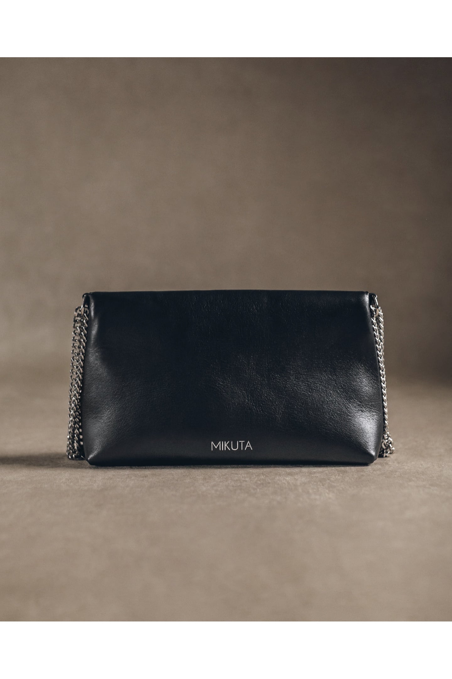 THE BLACK STUDDED ZOWIE BAG 4